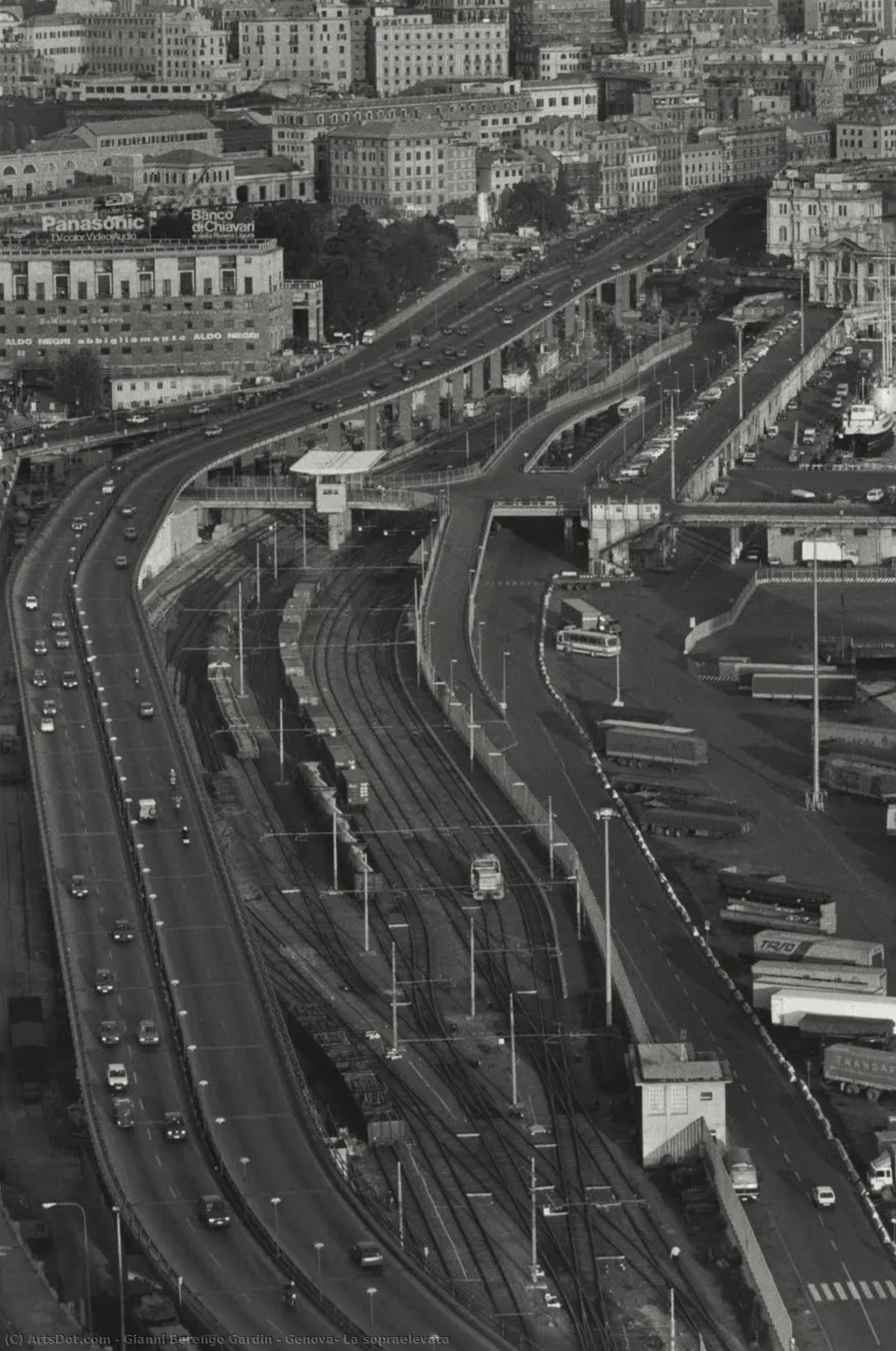 Genova, La Sopraelevata — Gianni Berengo Gardin