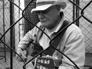 Alfredo León Chávez Teixeiro