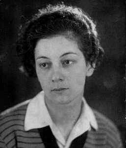 elene akhvlediani (georgian: ელენე ახვლედიანი)
