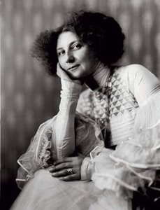 emilie louise flöge