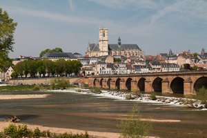 faïence de nevers