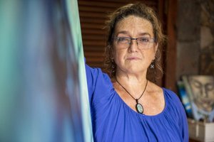 Leanne Tobin (Darug)