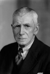 Charles Pears