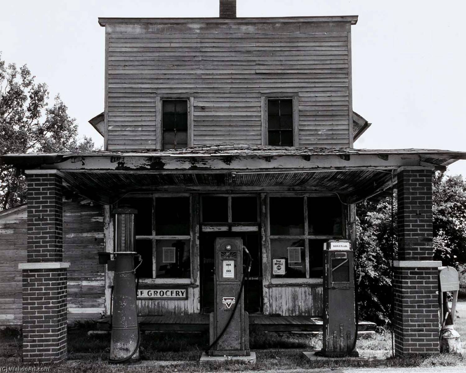Filling Station, From The Kansas Documentary Survey Project — James Lyle Enyeart
