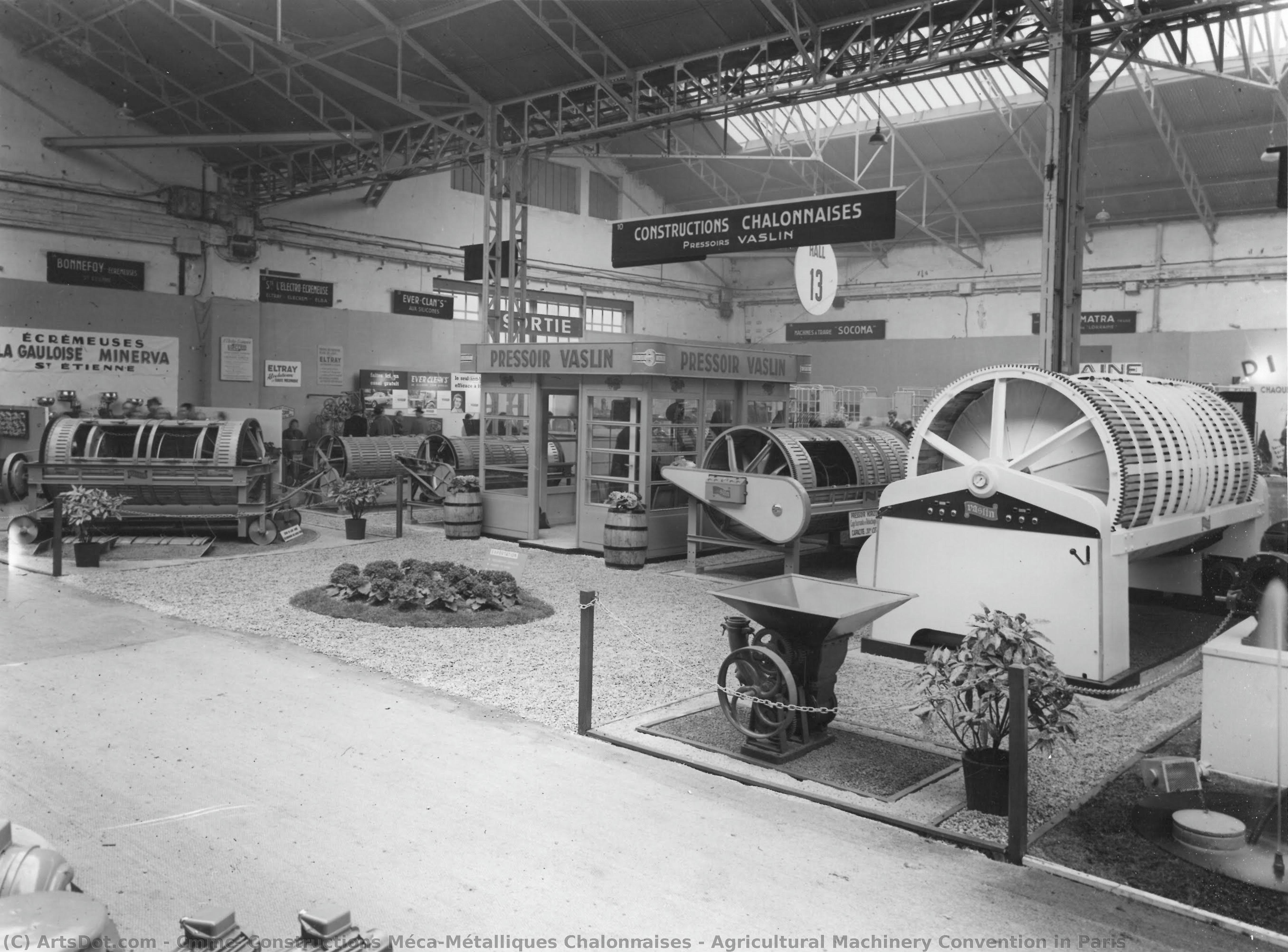 Agricultural Machinery Convention In Paris — Cmmc, Constructions Méca-métalliques Chalonnaises