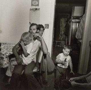 Family, Martin's Creek, Pennsylvania — Larry Fink