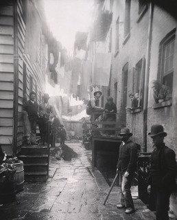 Bandits' Roost, 59 1 2 Mulberry Street — Jacob August Riis