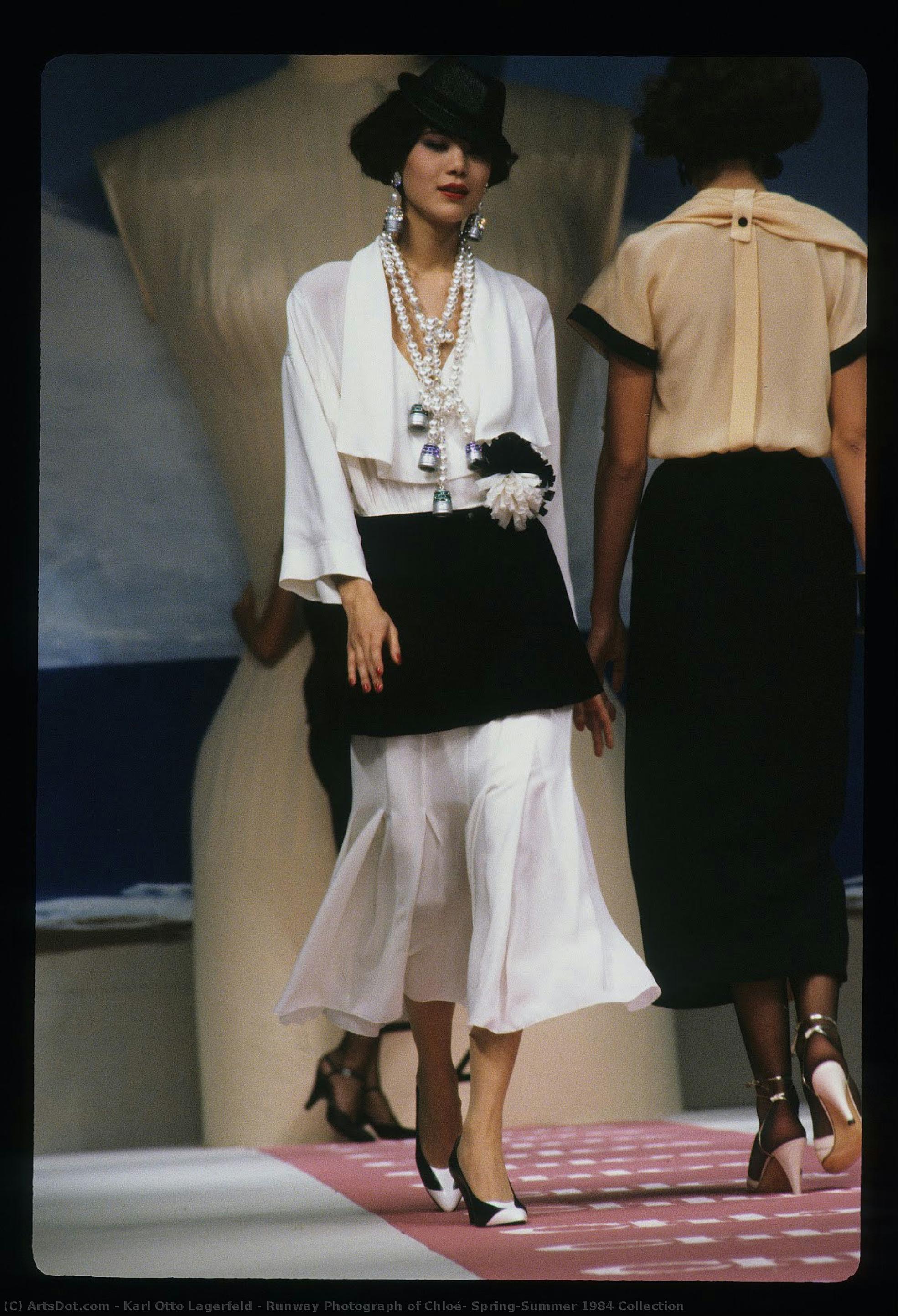 Runway Photograph Of Chloé, Spring/summer 1984 Collection — Karl Otto Lagerfeld