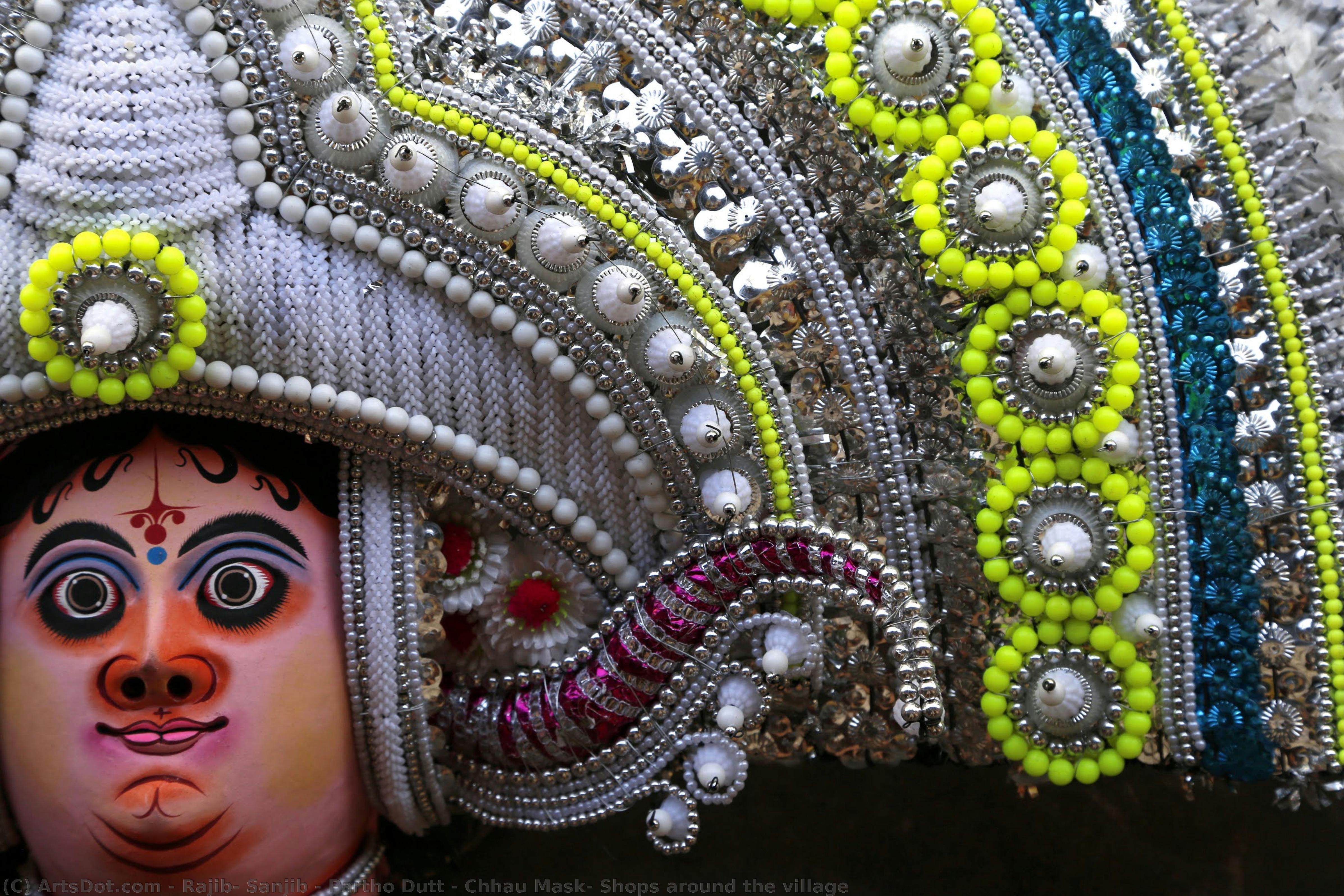 Chhau Mask: Shops Around The Village — Rajib, Sanjiv Und Partho Dutt