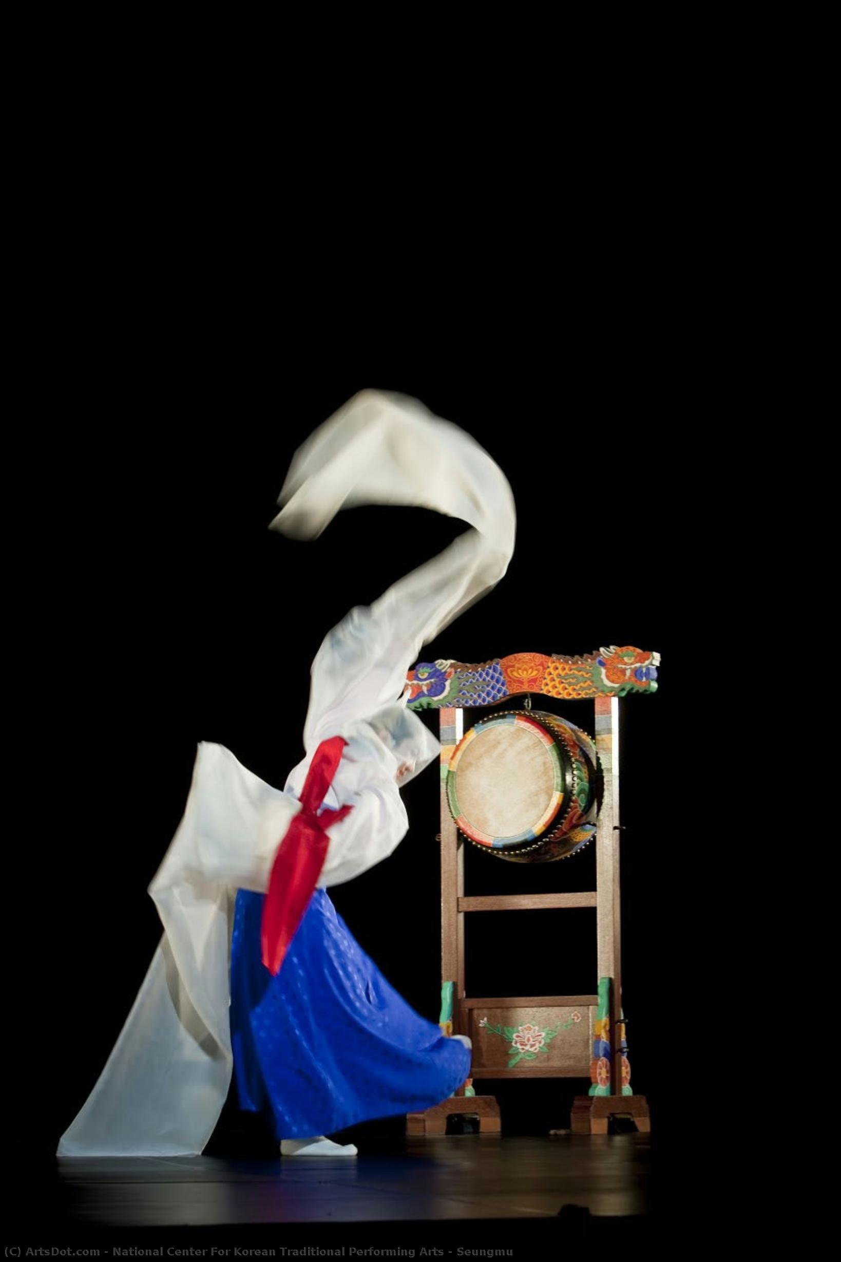Seungmu — National Center For Korean Traditional Performing Arts