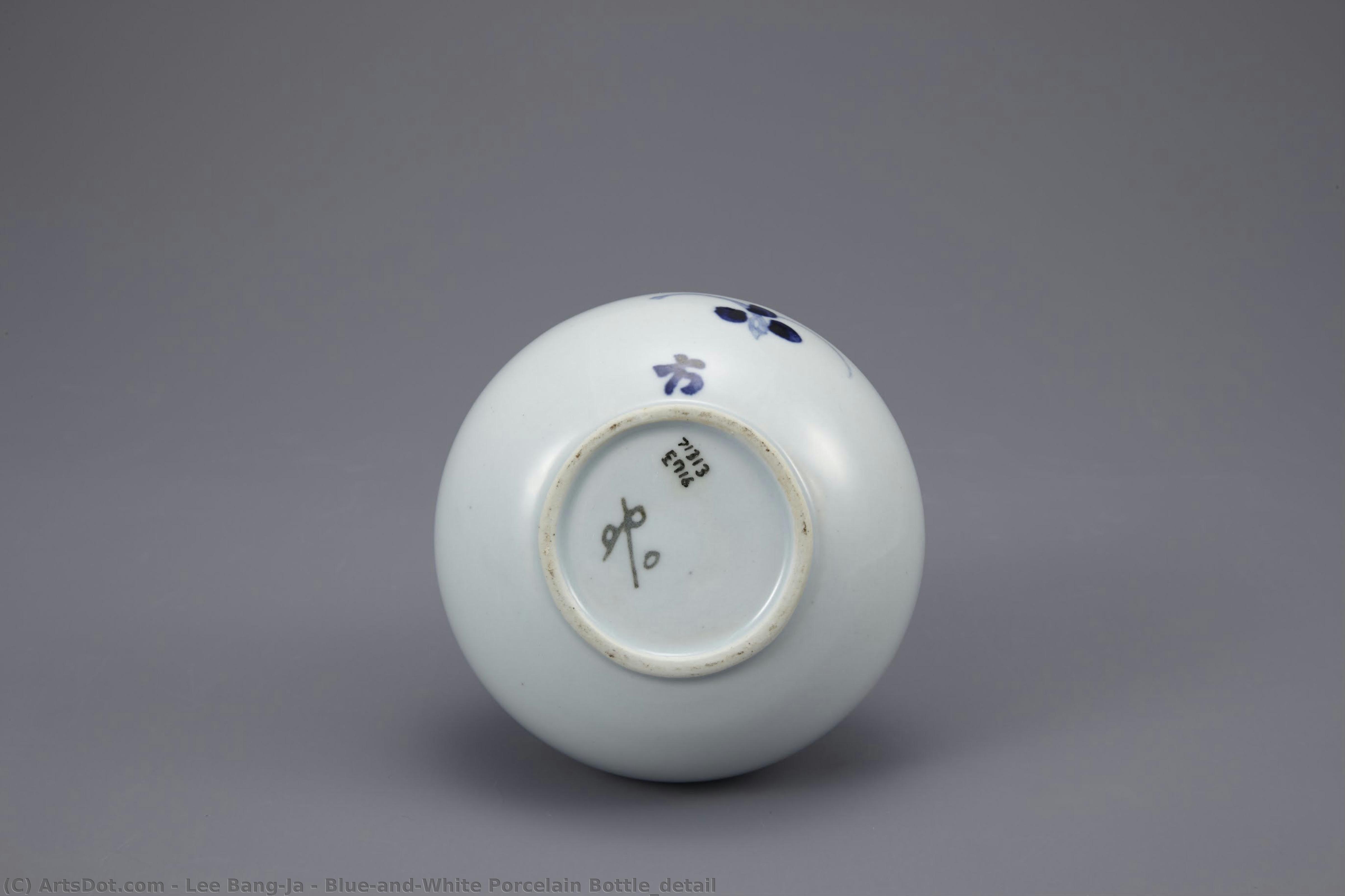 Blue-and-white Porcelain Bottle_detail — Lee Bang-ja