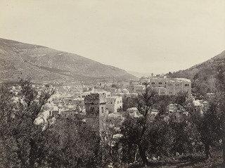 Shechem (nablous), Between Ebel And Gerizim ( 590) — Francis Frith