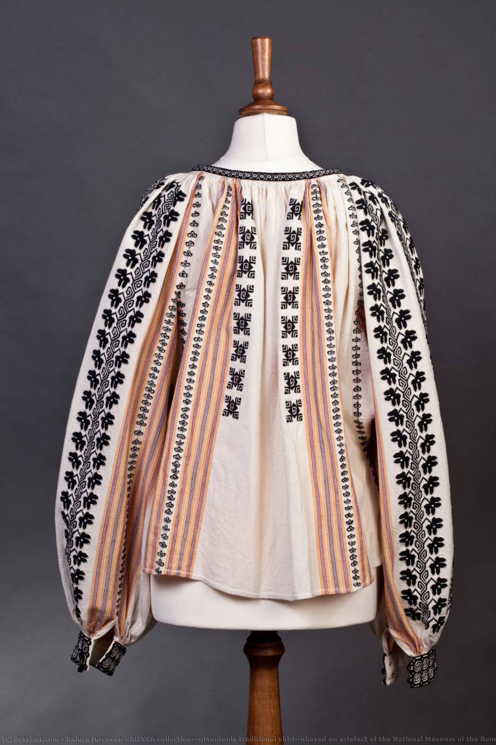 Aievea Collection; \nmuntenia Traditional Shirt;\nbased On Artefact Of The National Museum Of The Romanian Peasant — Raluca Jurcovan