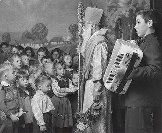Feast Of St. Nickolas, St. Michael's, Minneapolis — John Szarkowski