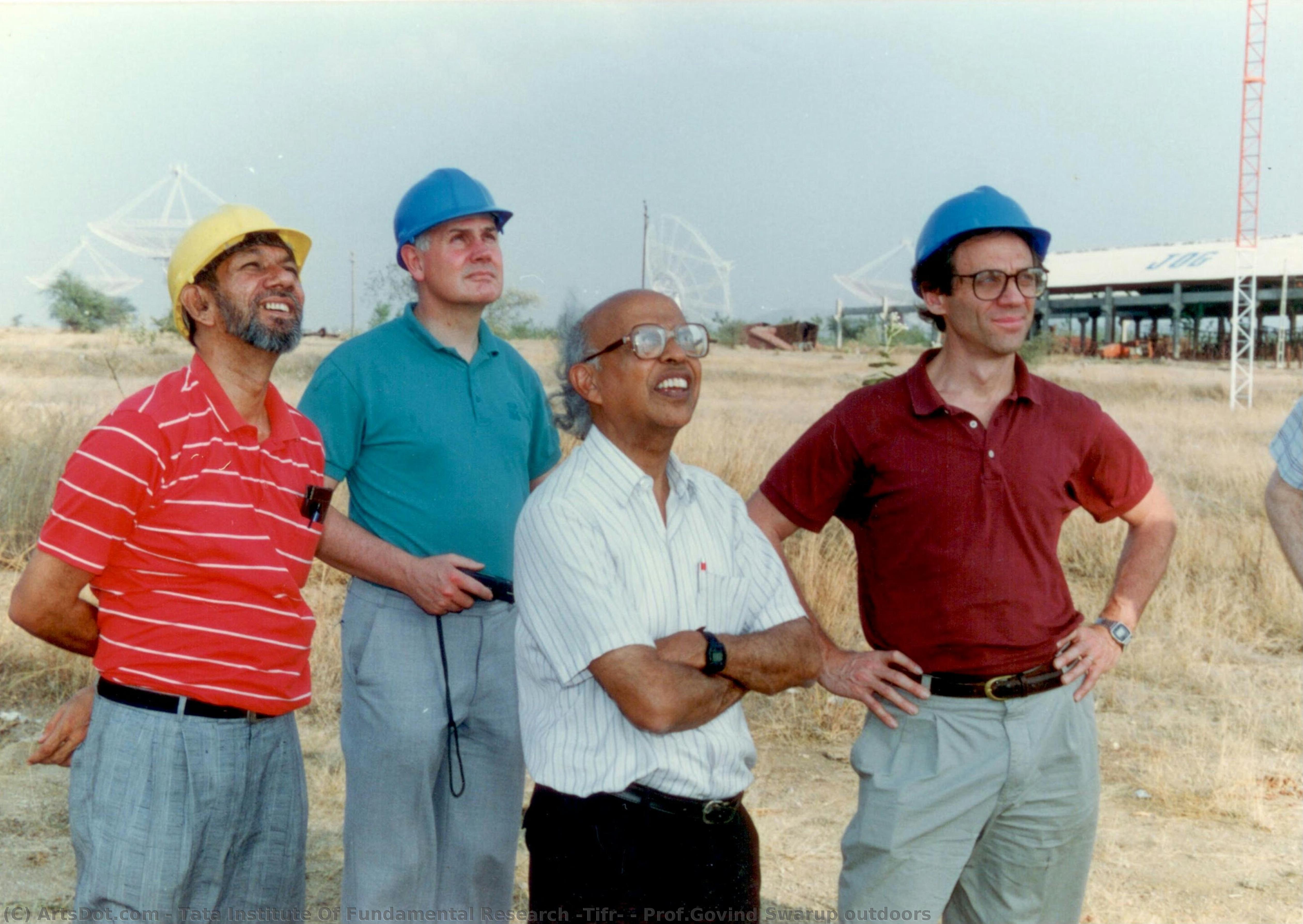 Prof.govind Swarup Outdoors — Tata Institute Of Fundamental Research (tifr)