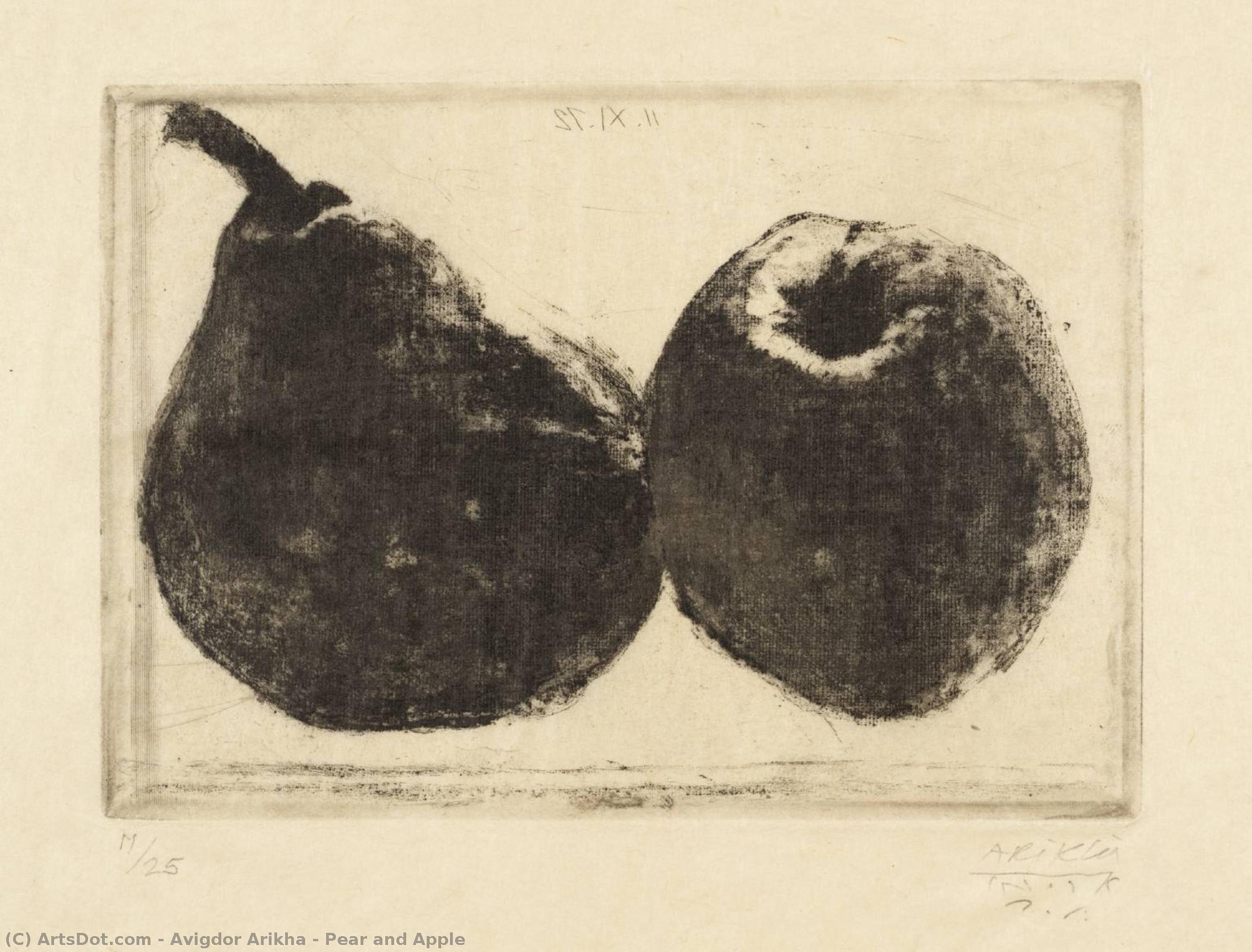 Pear And Apple — Авигор Ариха