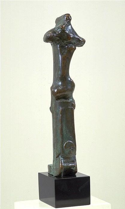 Upright Motive, Maquette No. 1 — ヒューリー・モア