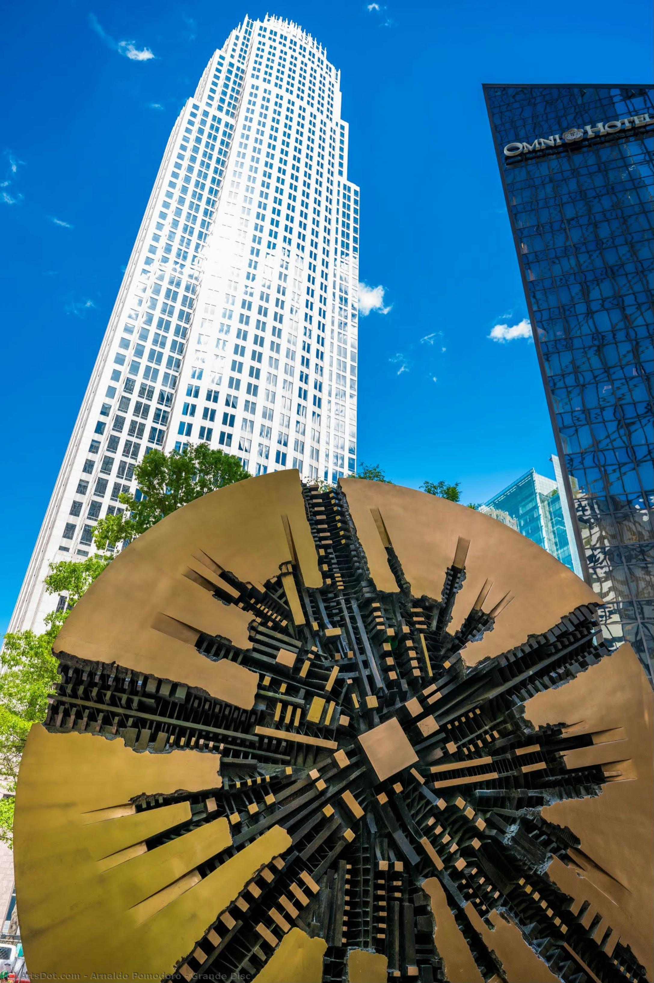 Grande Disc — Arnaldo Pomodoro