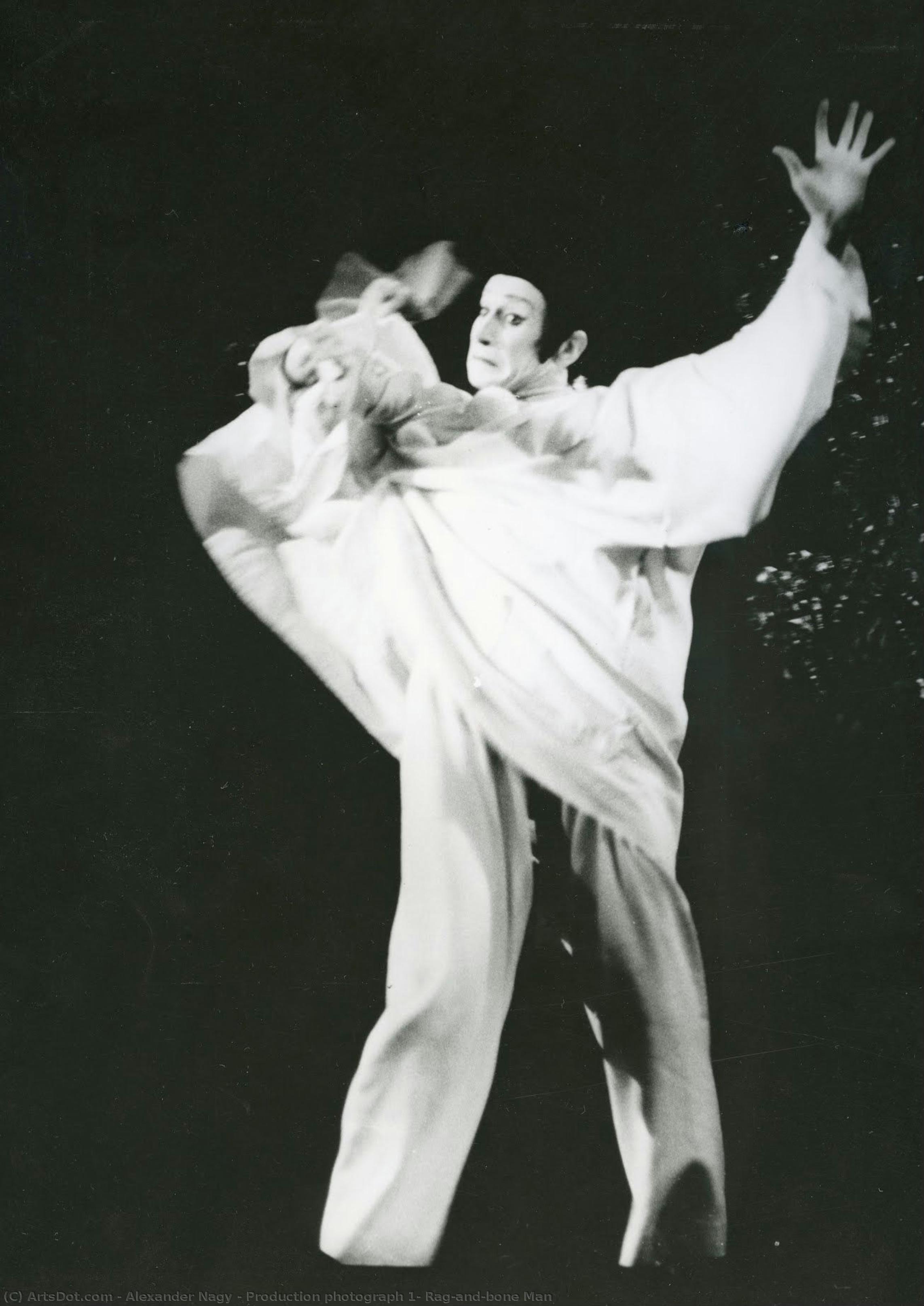 Production Photograph 1, Rag-and-bone Man — Alexander Nagy