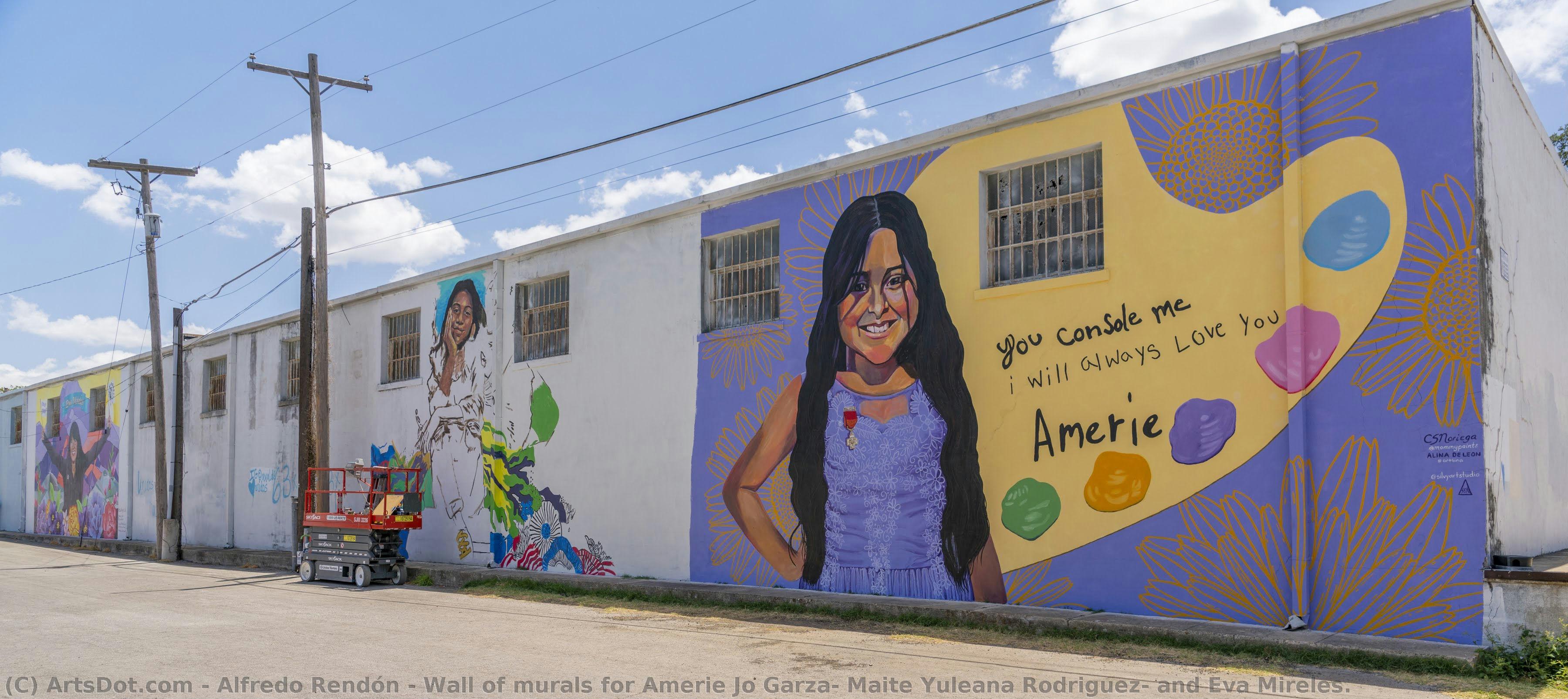 Wall Of Murals For Amerie Jo Garza, Maite Yuleana Rodriguez, And Eva Mireles. — Alfredo Rendón