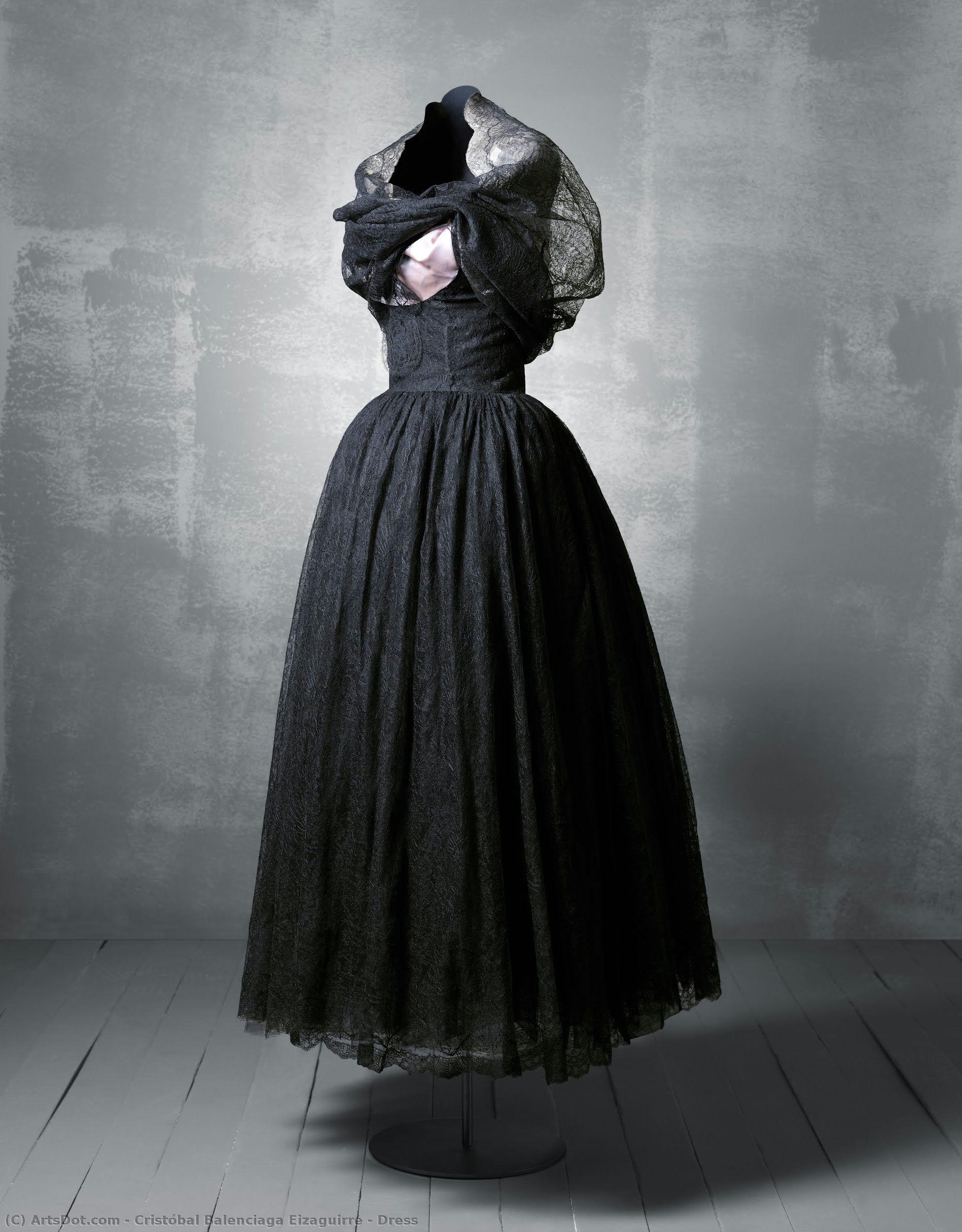 Dress — Cristóbal Balenciaga Eizaguirre