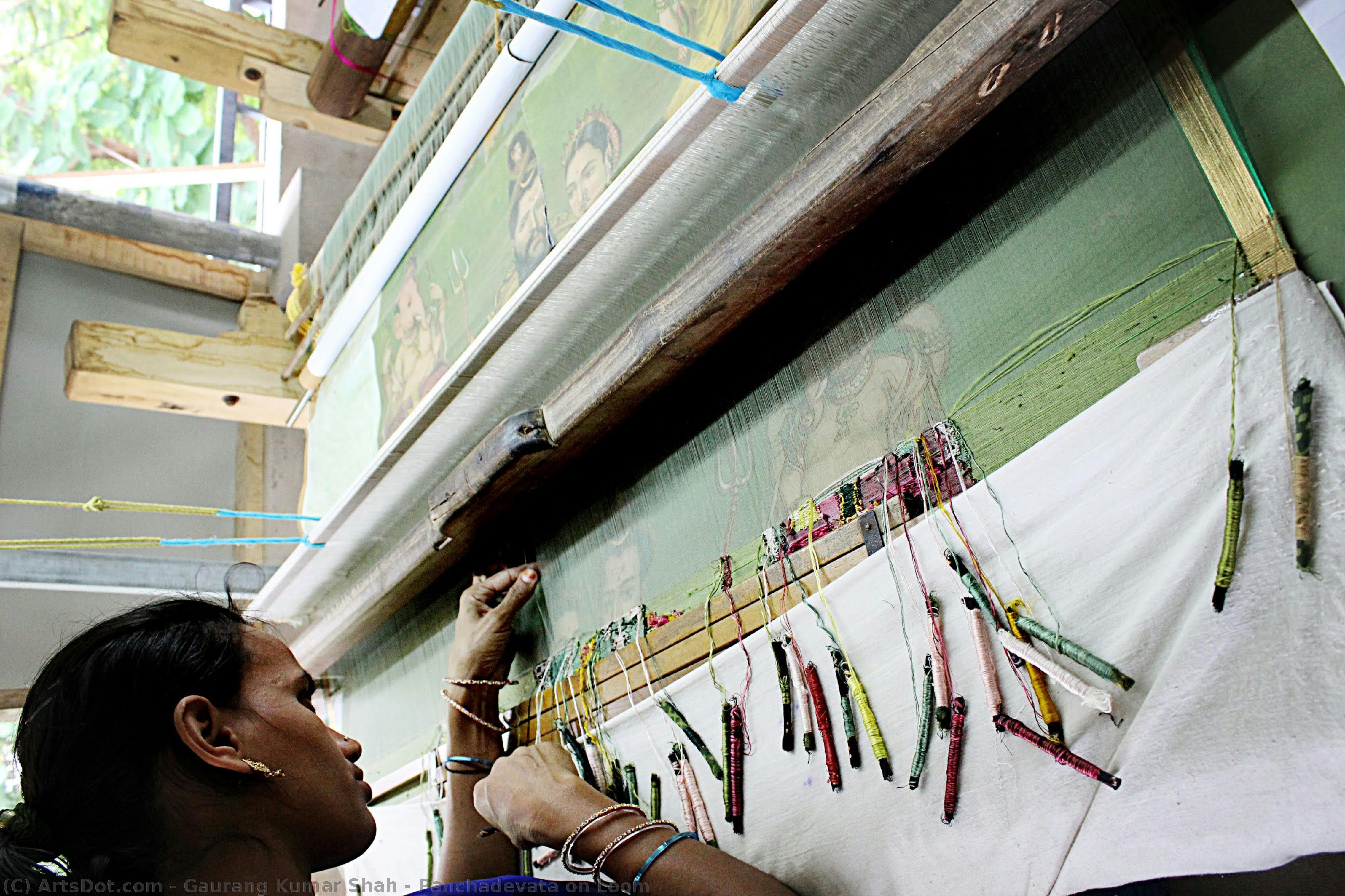 Panchadevata On Loom — Гауранг Кумар Шах