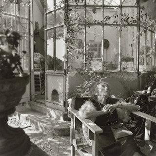 Giselle, Nice, France — Larry Fink
