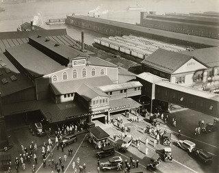 Barclay Street, Hoboken Ferry — Berenice Abbott