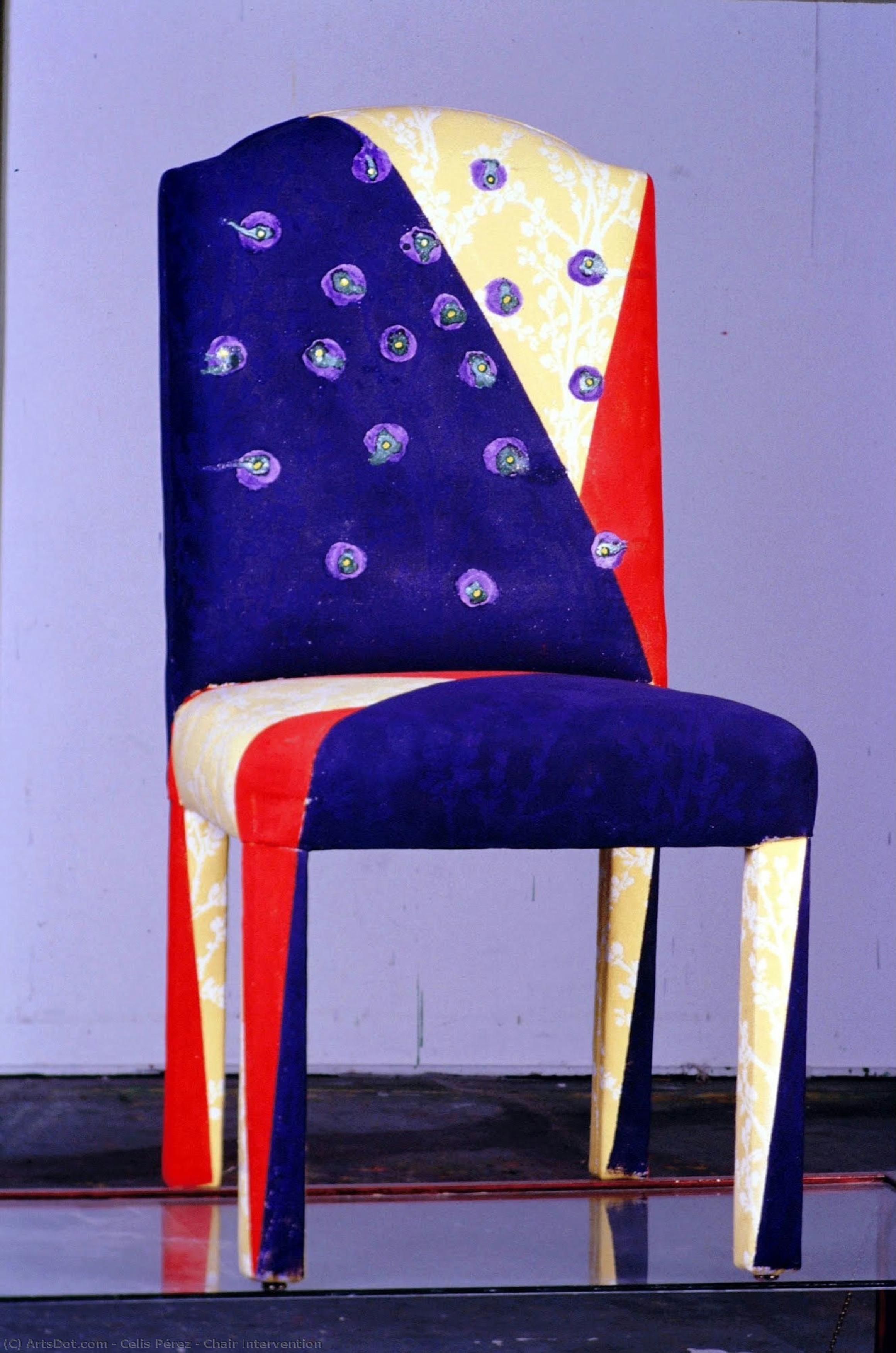 Chair Intervention — Келис Перес
