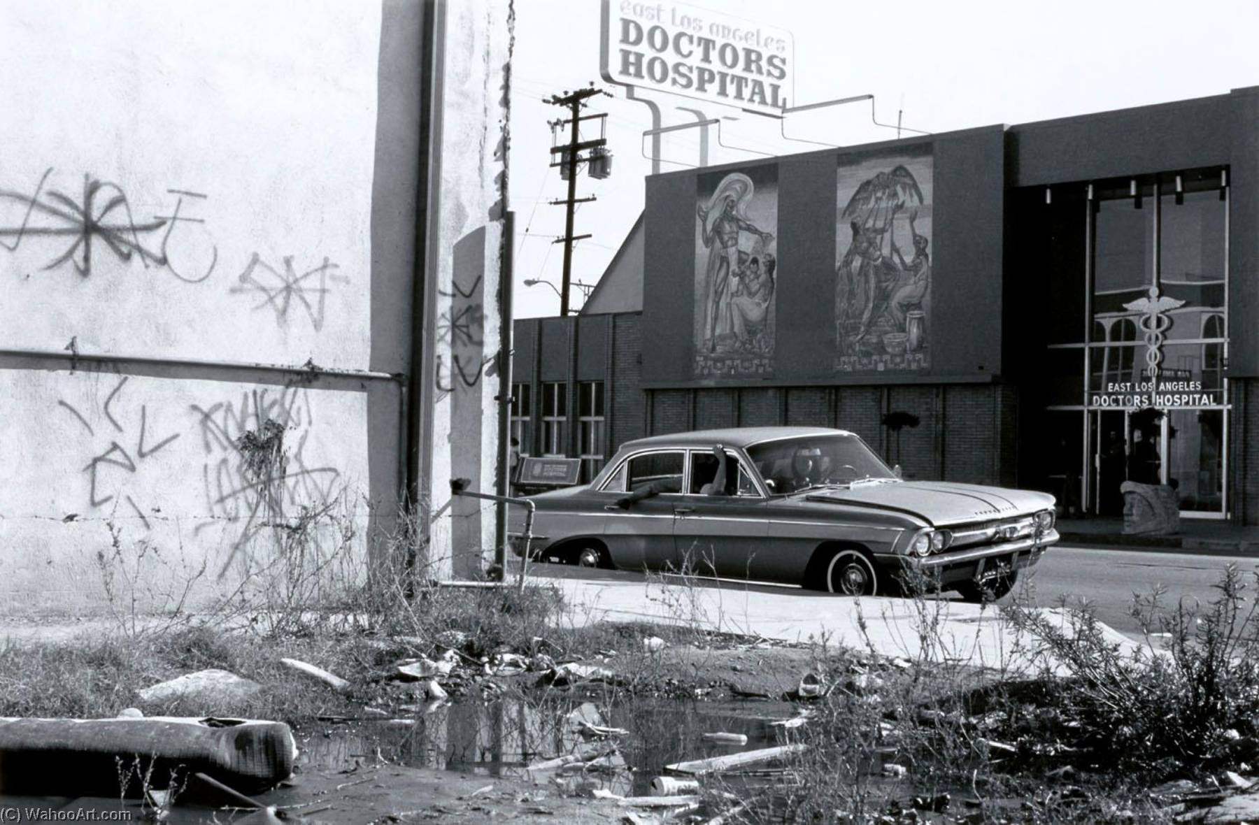 East Los Angeles Doctor's Hospital On Whittier Boulevard — Oscar R Castillo
