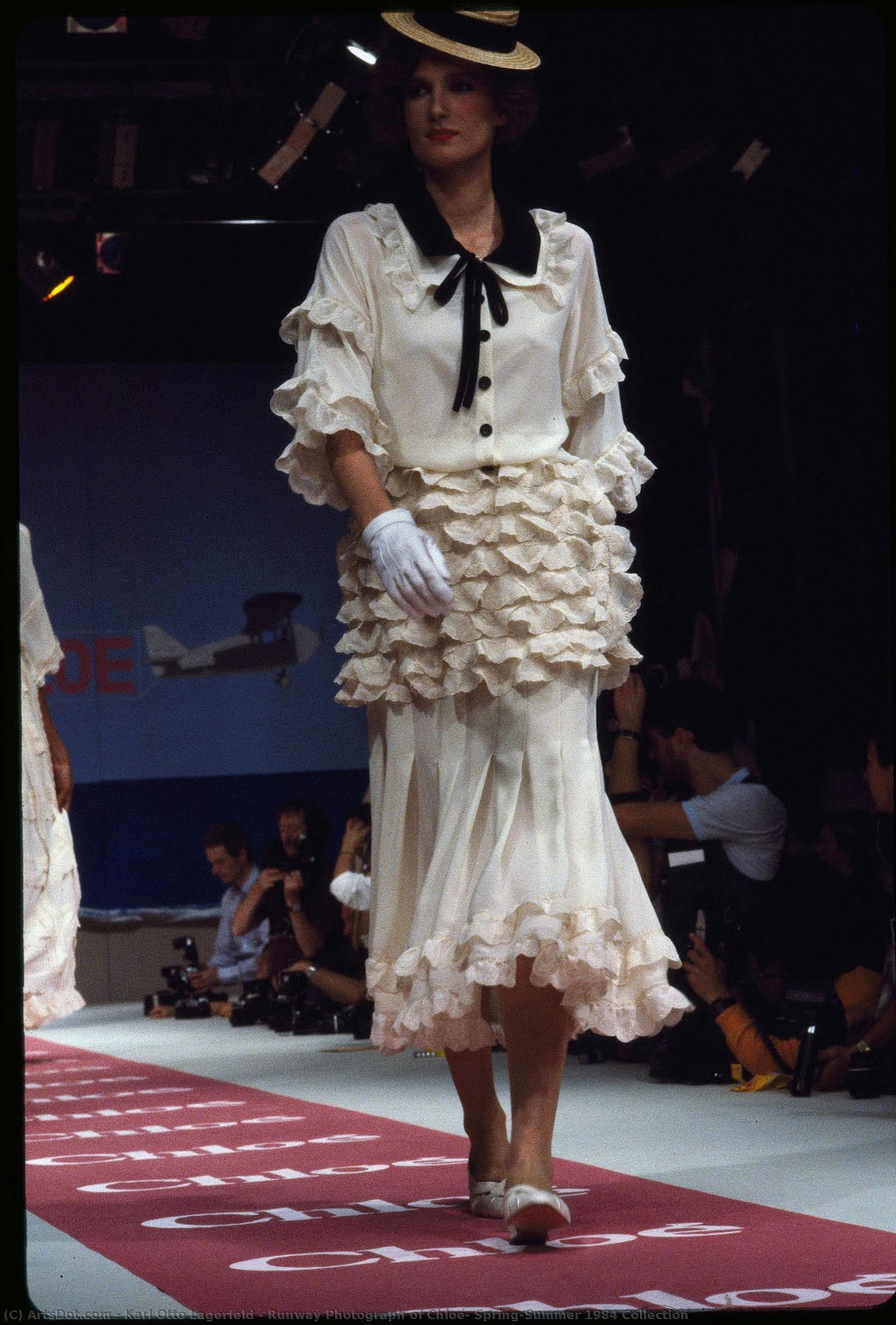 Runway Photograph Of Chloé, Spring/summer 1984 Collection — Karl Otto Lagerfeld