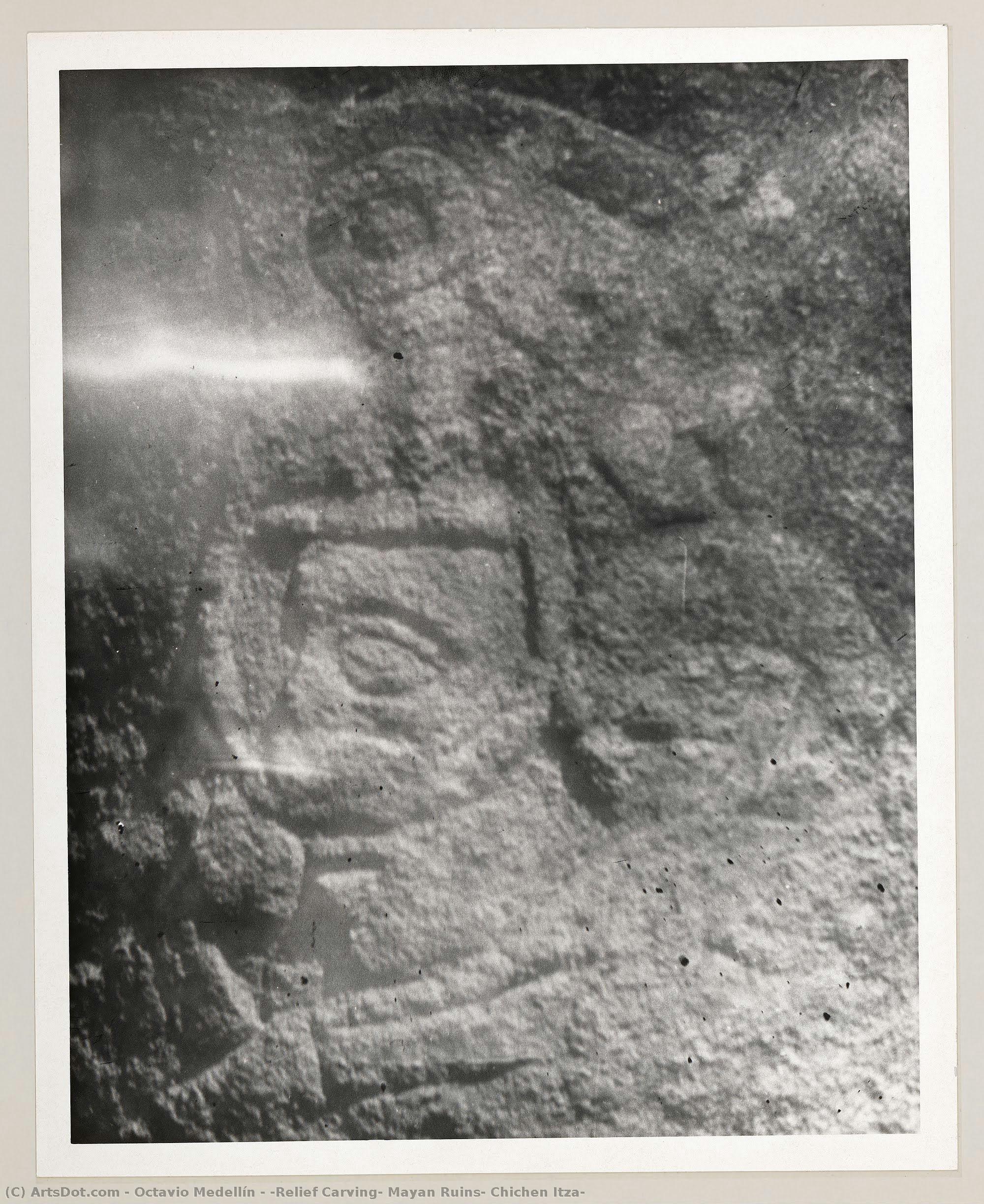 [relief Carving, Mayan Ruins, Chichen Itza] — Octavio Medellín