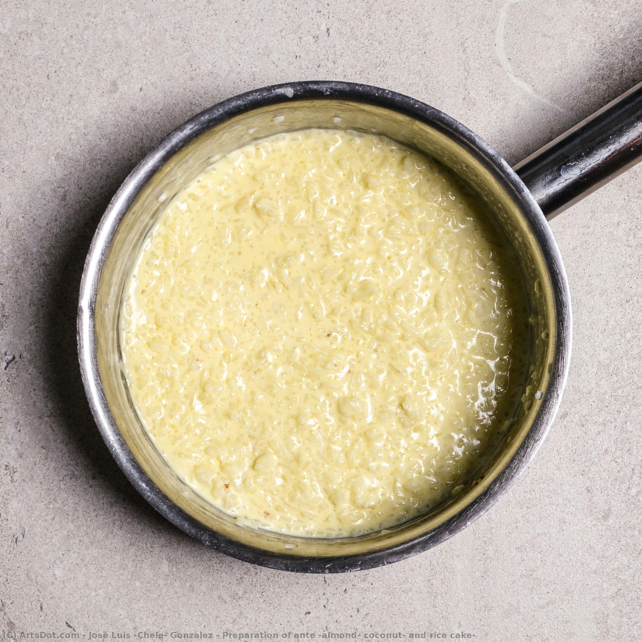 Preparation Of Ante (almond, Coconut, And Rice Cake) — José Luis "chele" Gonzalez