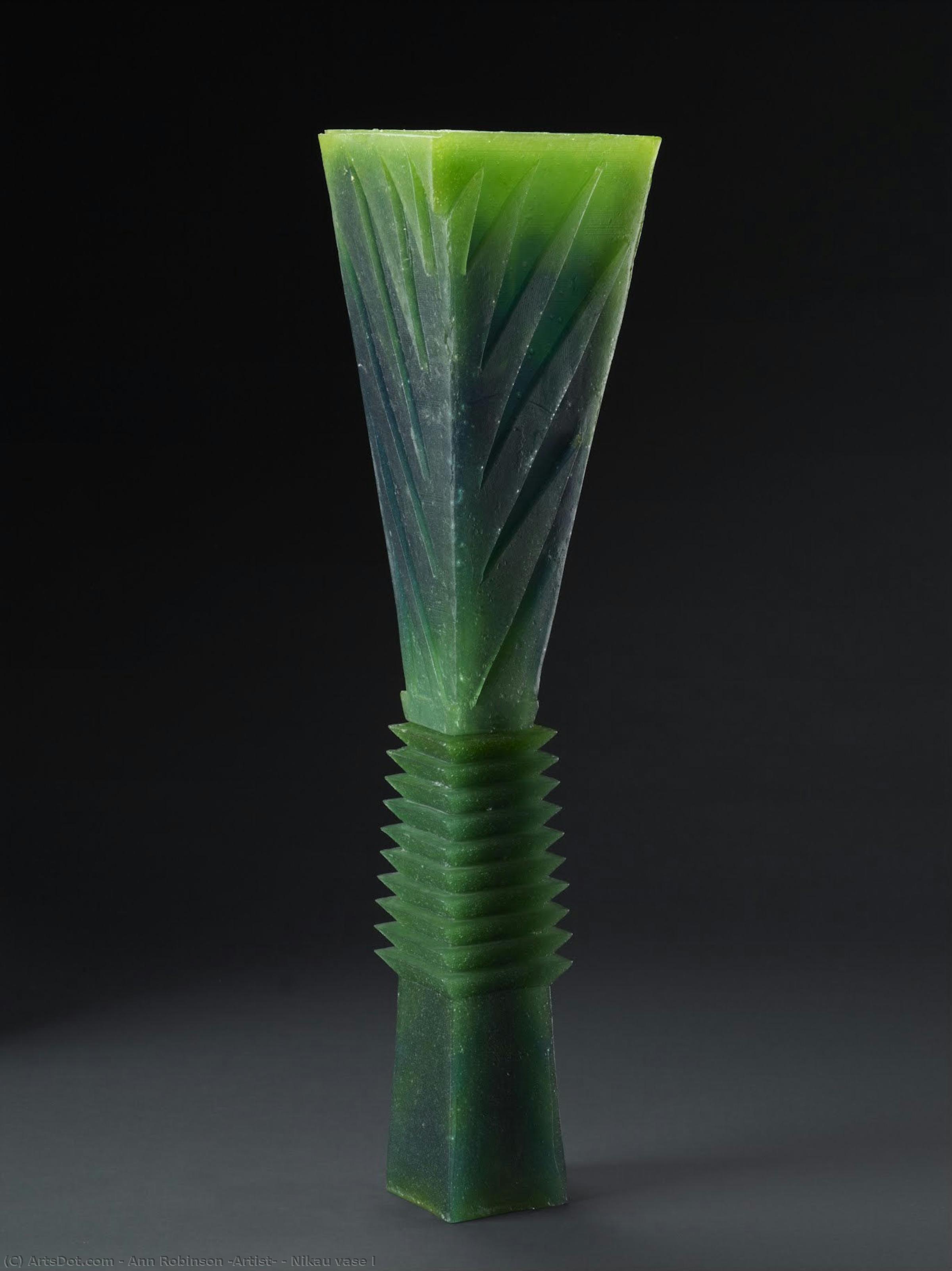 Nikau Vase I — Ann Robinson (artist)