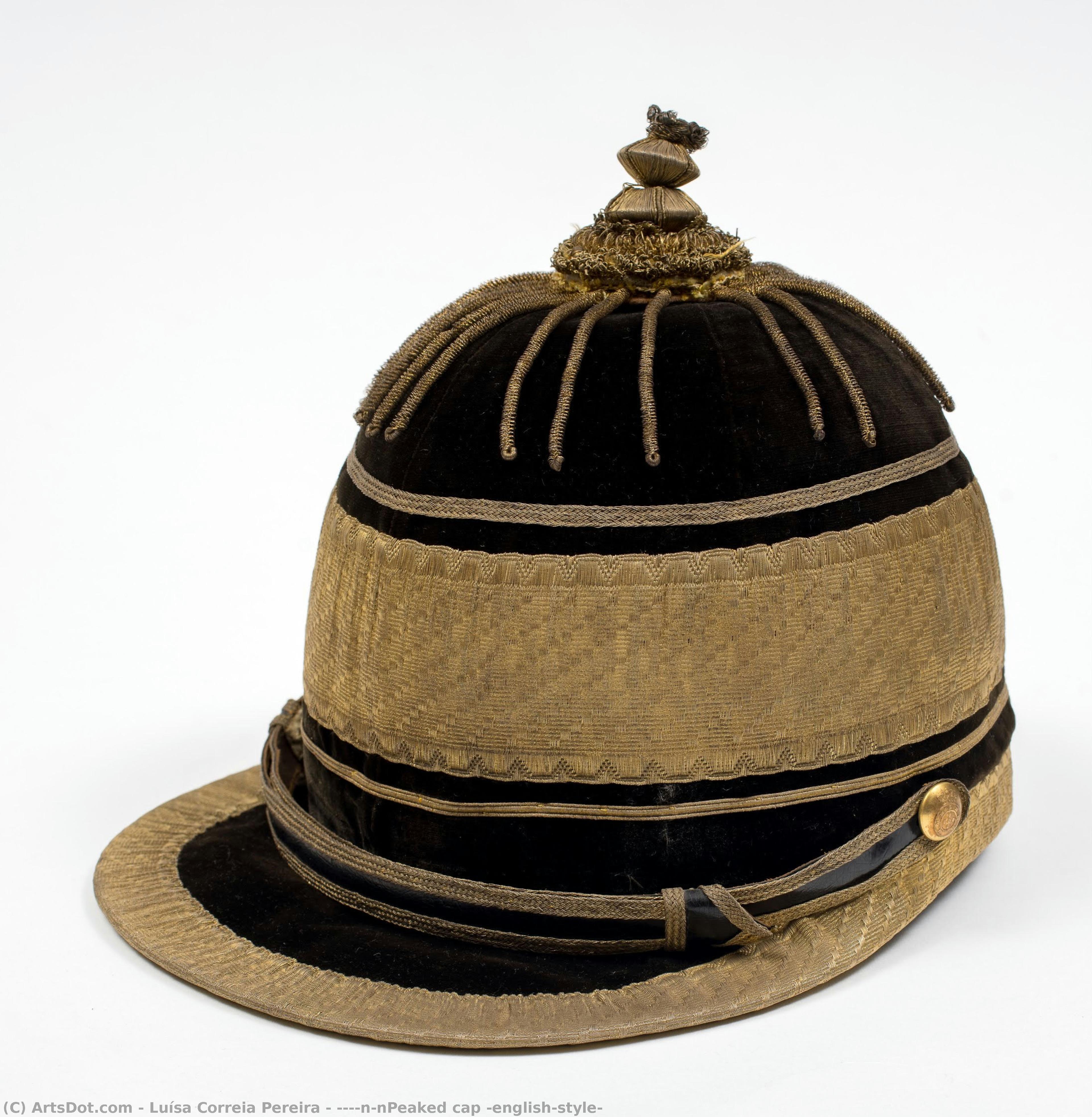 ‏‏‎\n\npeaked Cap (english-style) — Luísa Correia Pereira