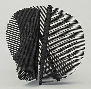 Sphere — Gertrud (gego) Louise Goldschmidt