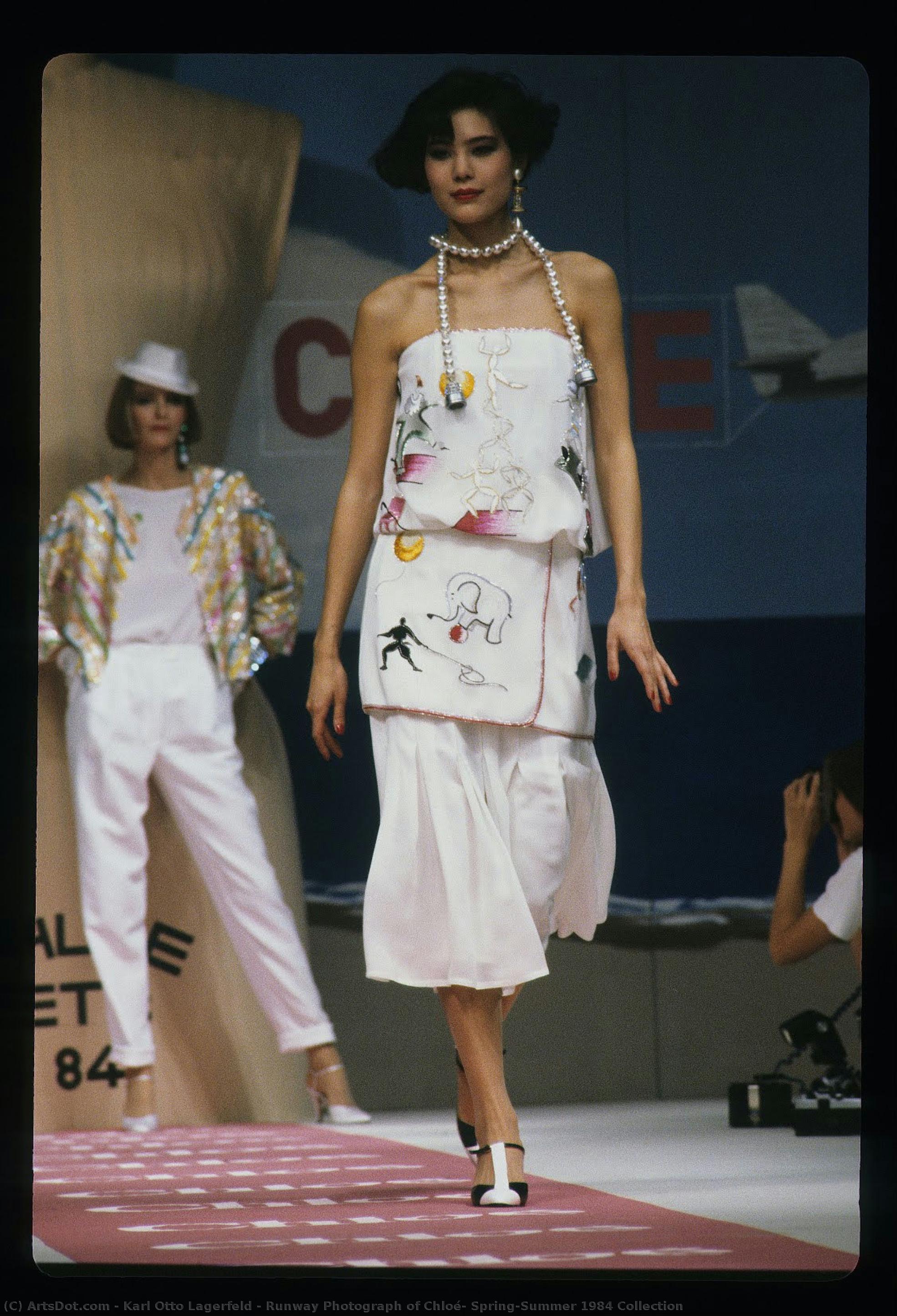 Runway Photograph Of Chloé, Spring/summer 1984 Collection — Karl Otto Lagerfeld