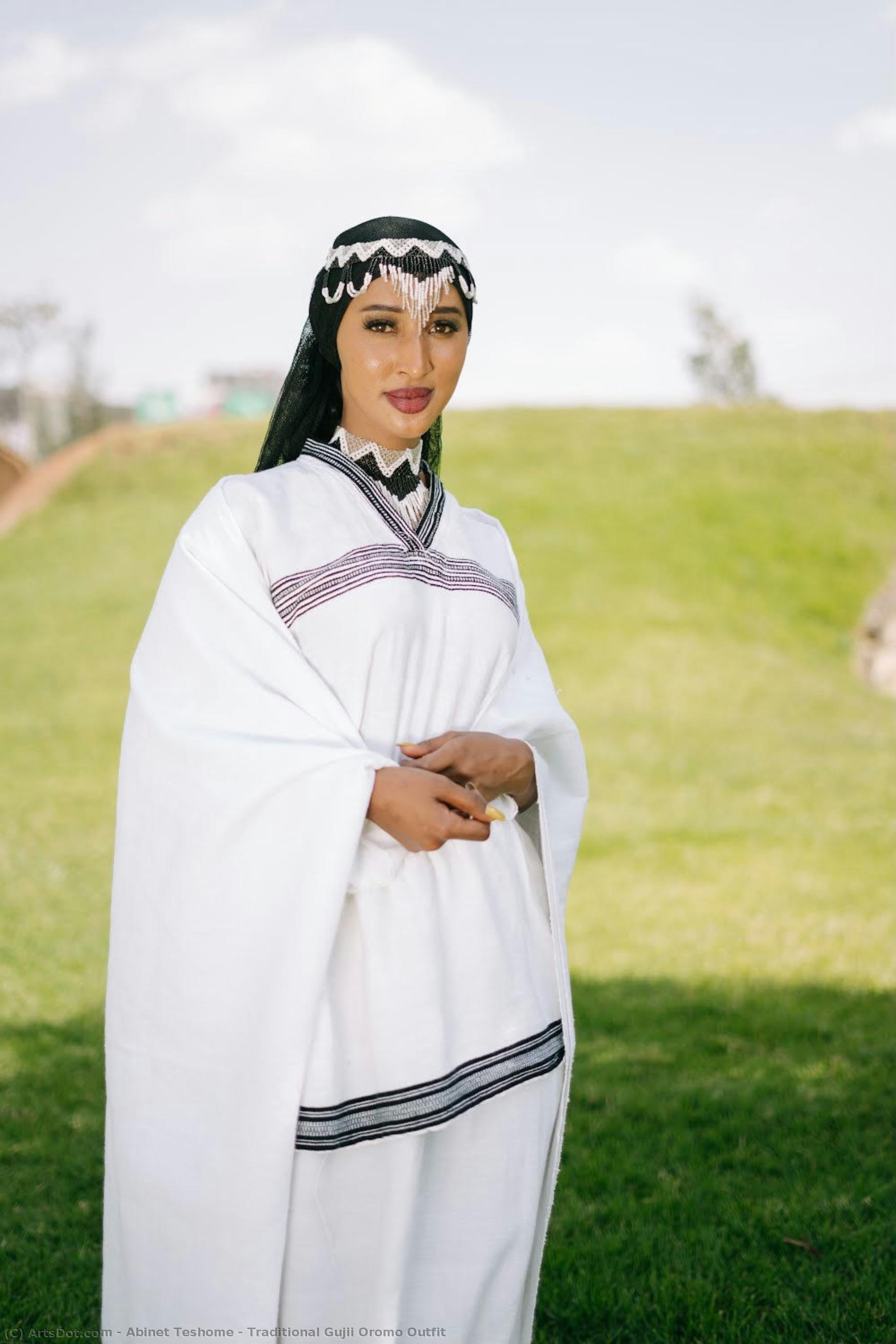 Traditional Gujii Oromo Outfit — Abinet Teshome