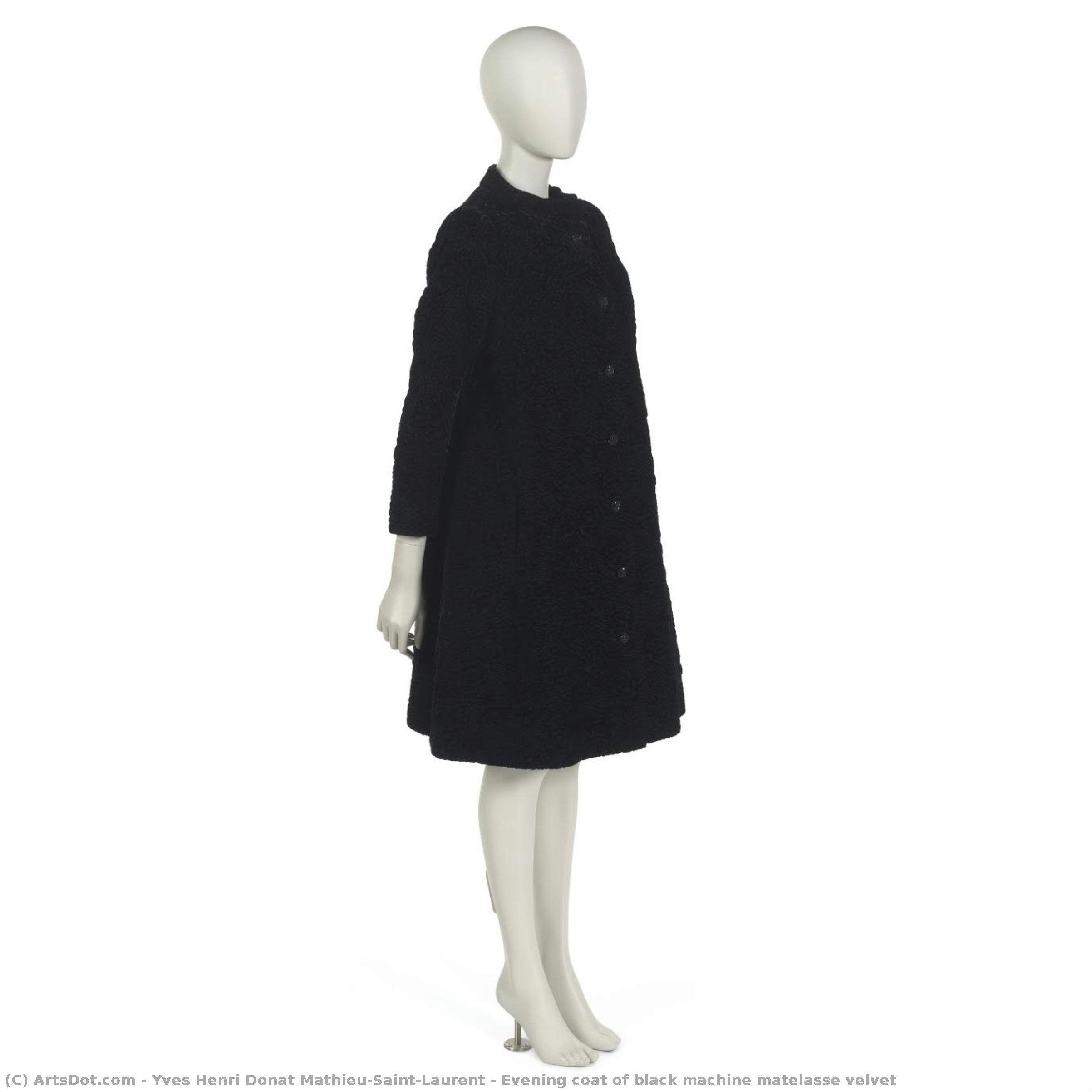 Evening Coat Of Black Machine Matelasse Velvet — Iv San Loeran