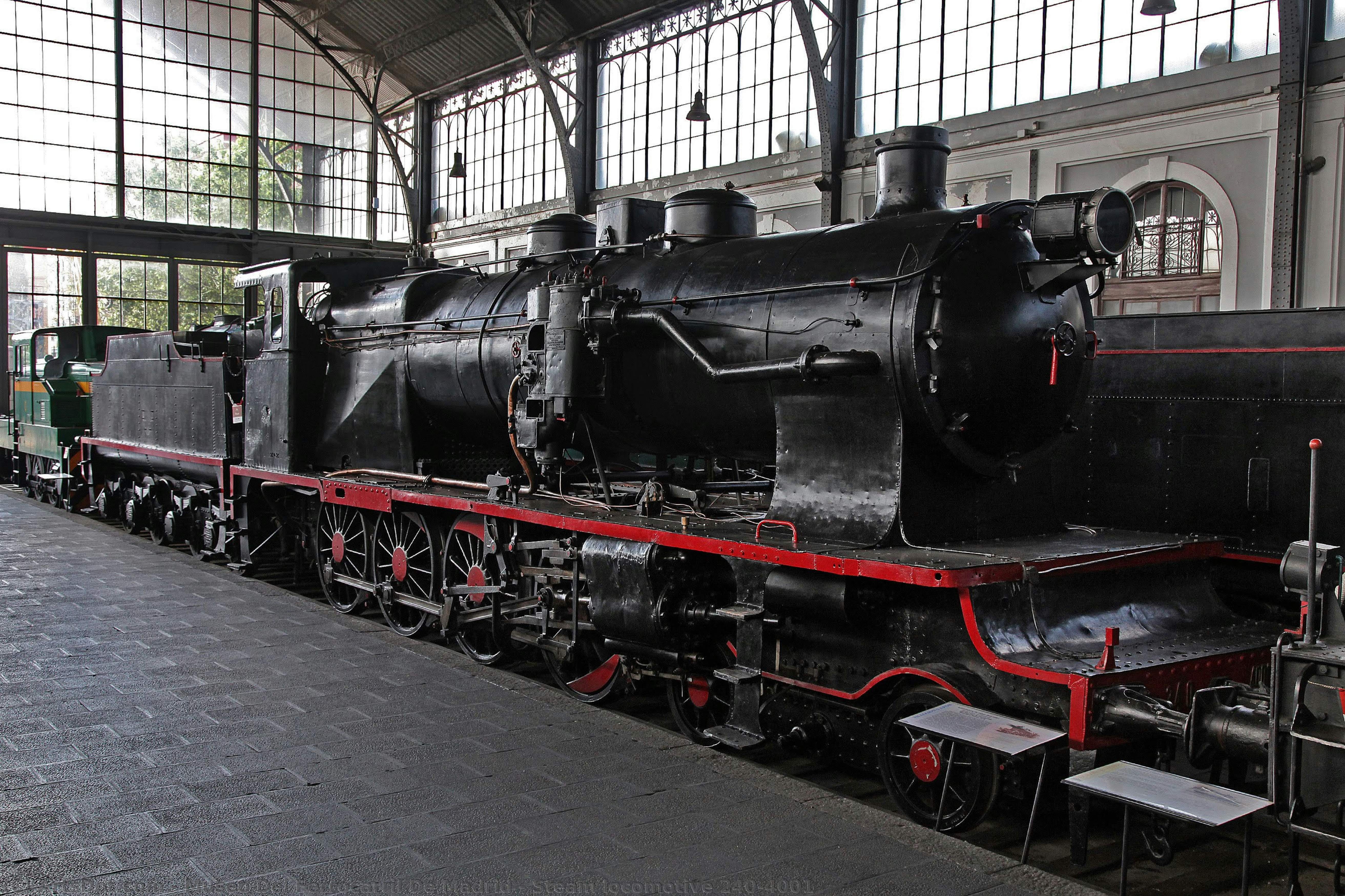 Steam Locomotive 240-4001 — Museo Del Ferrocarril De Madrid