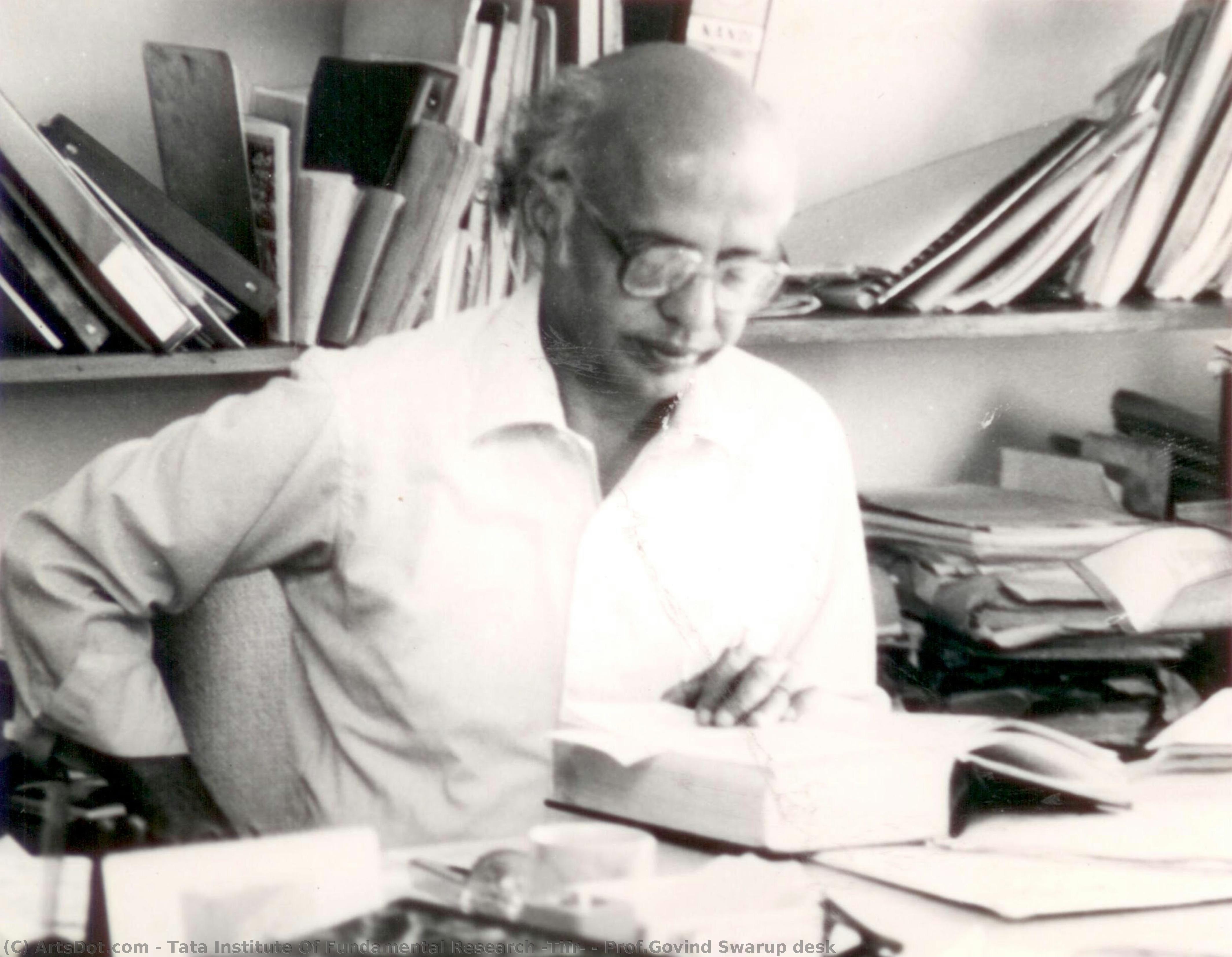Prof.govind Swarup Desk — Tata Institute Of Fundamental Research (tifr)