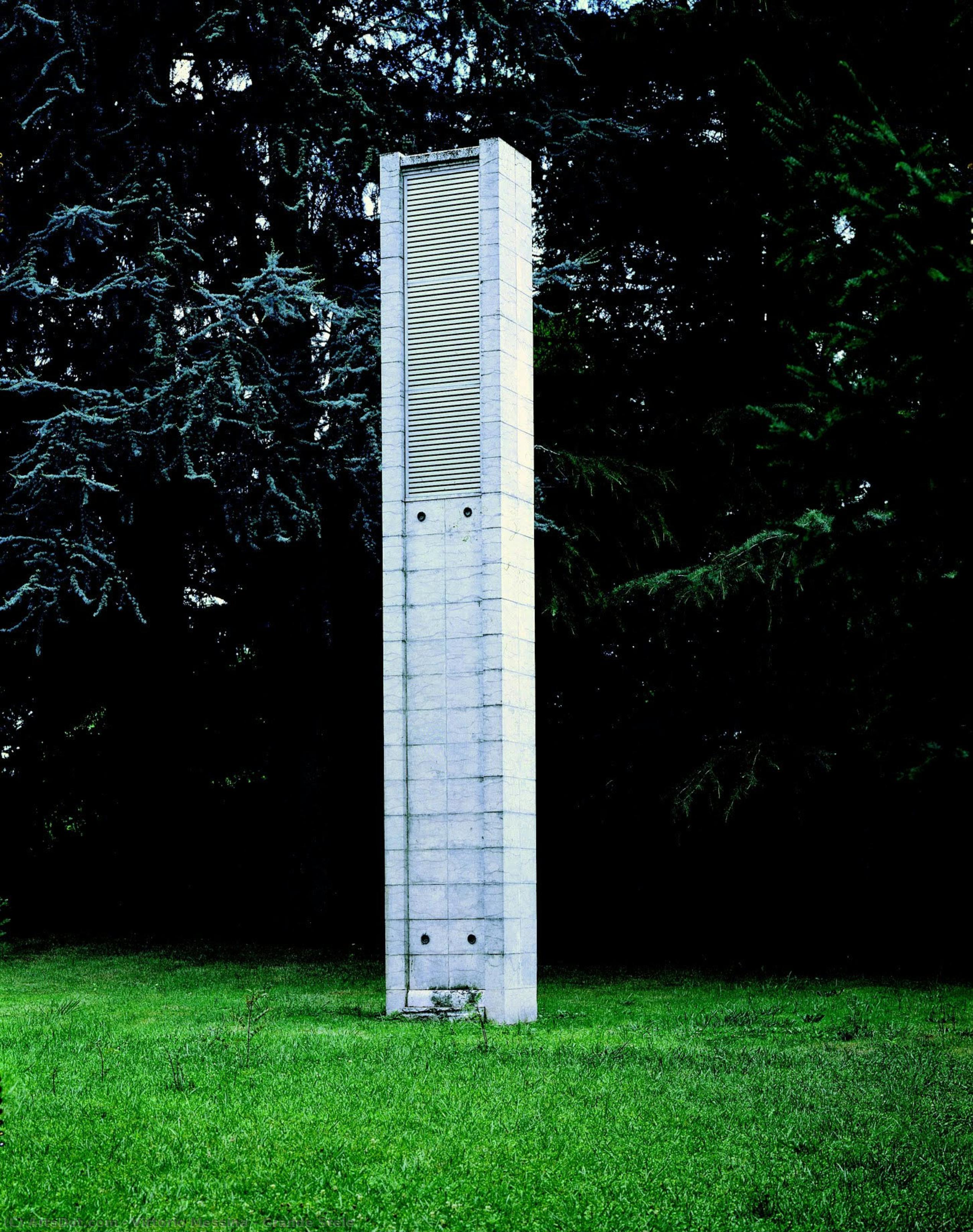 Grande Stele — Vittorio Messina