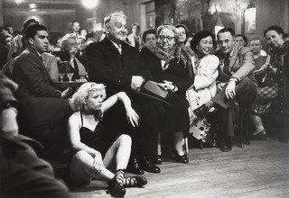 Le Petit Balcon — Robert Doisneau