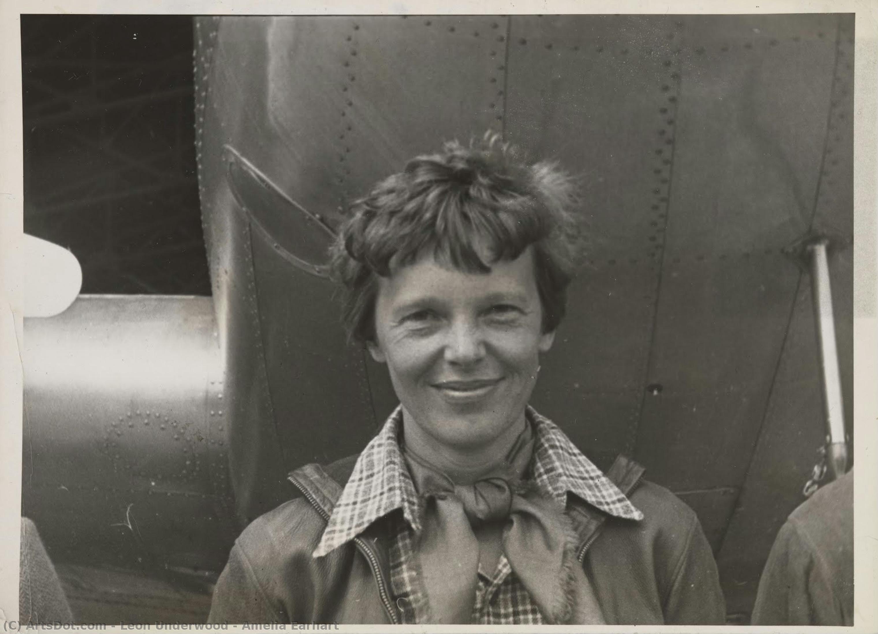 Amelia Earhart — Leon Underwood