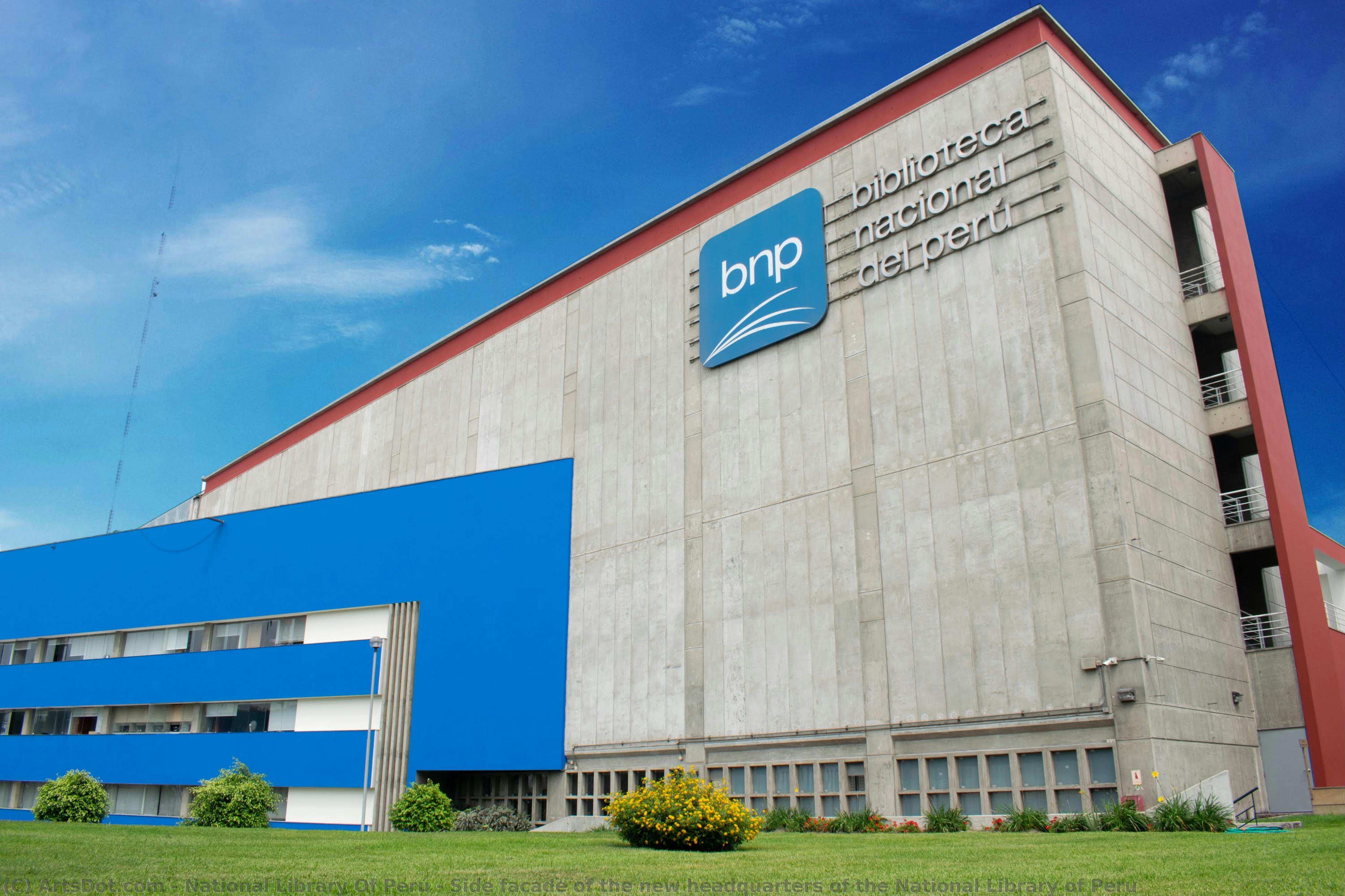 Side Facade Of The New Headquarters Of The National Library Of Peru — National Library Of Perú