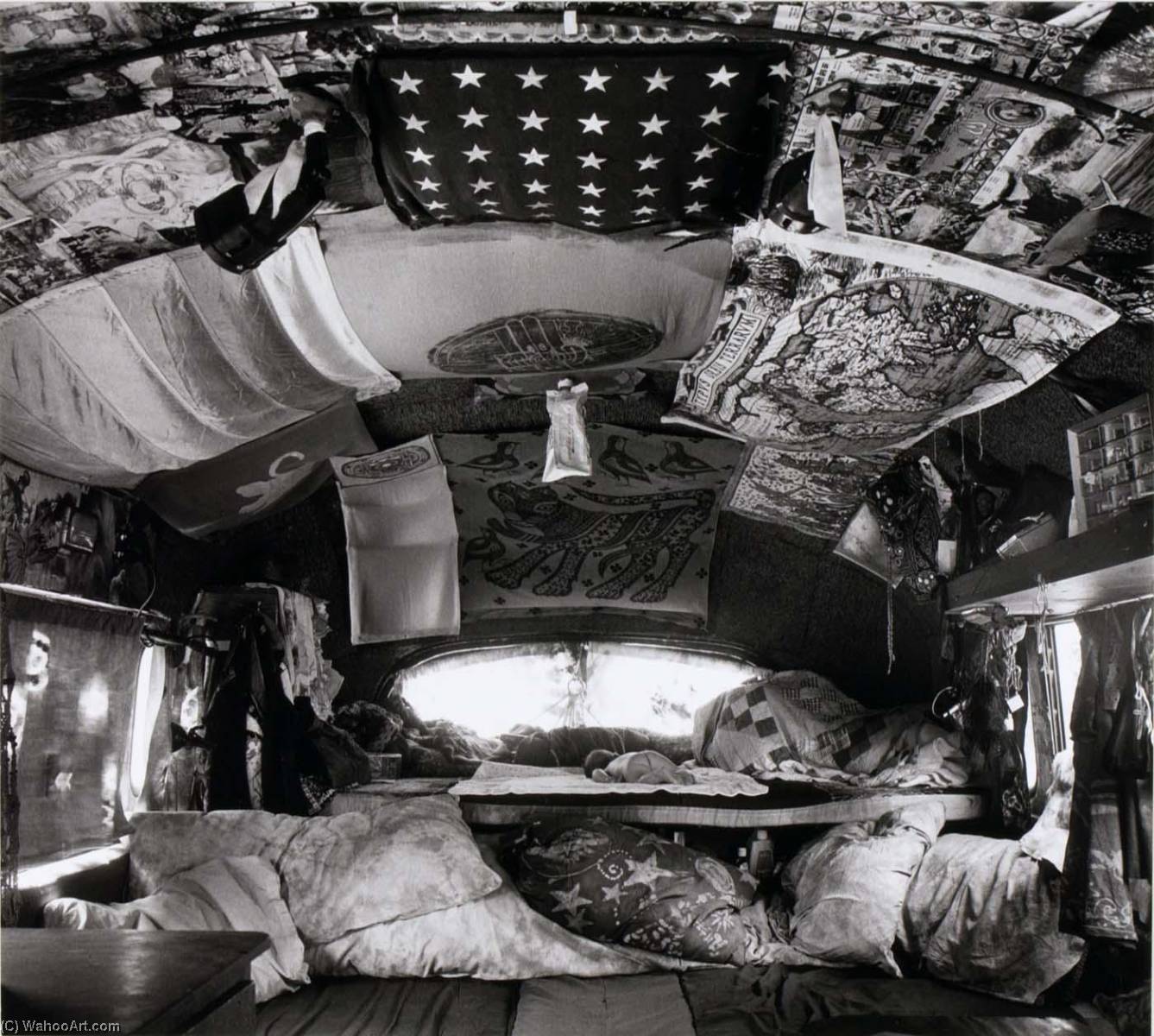 Mouse Bus And Joey — Paul Herzoff