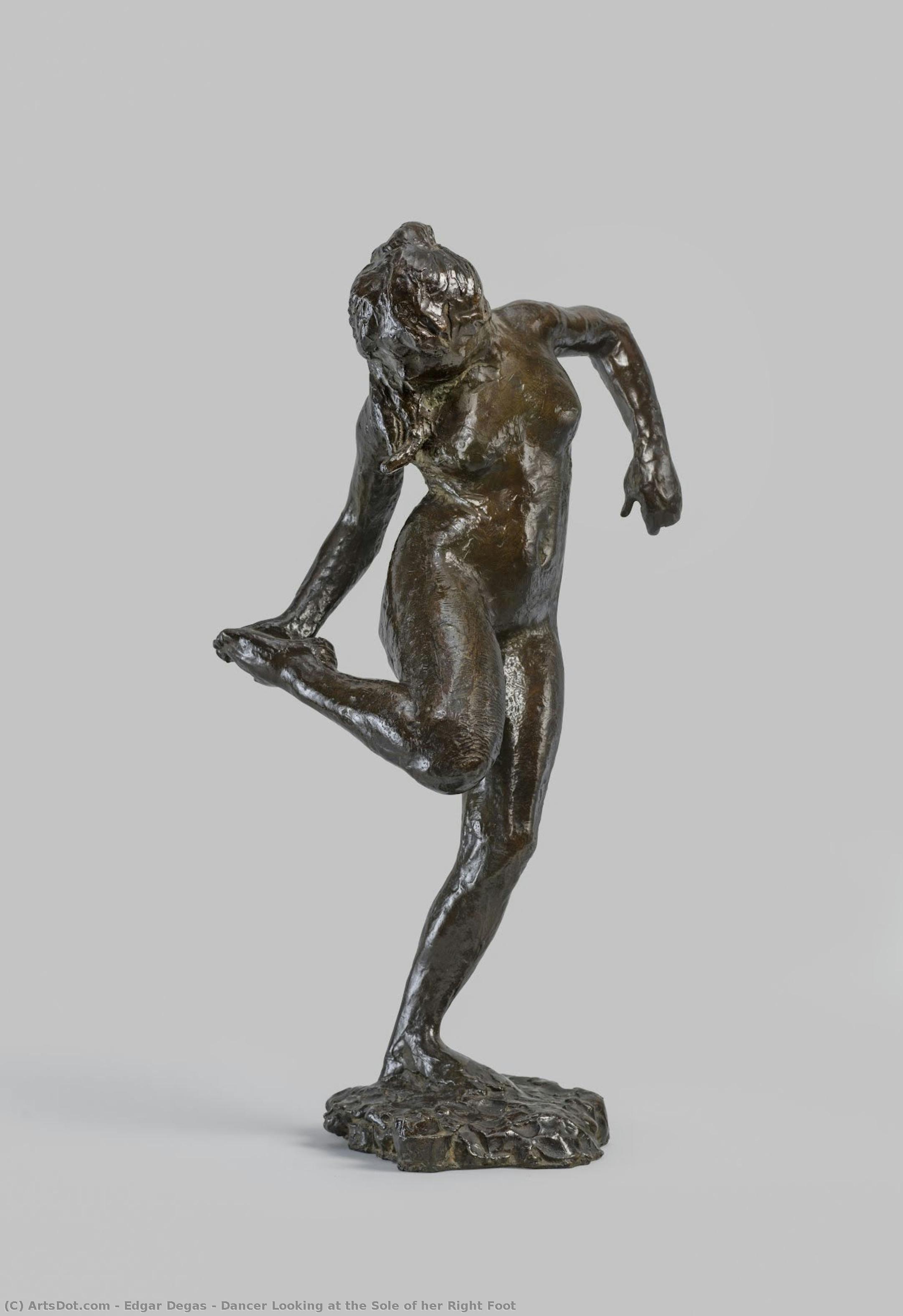 Bailarina Mirando La Planta De Su Pie Derecho — Hilaire-germain-edgar Degas