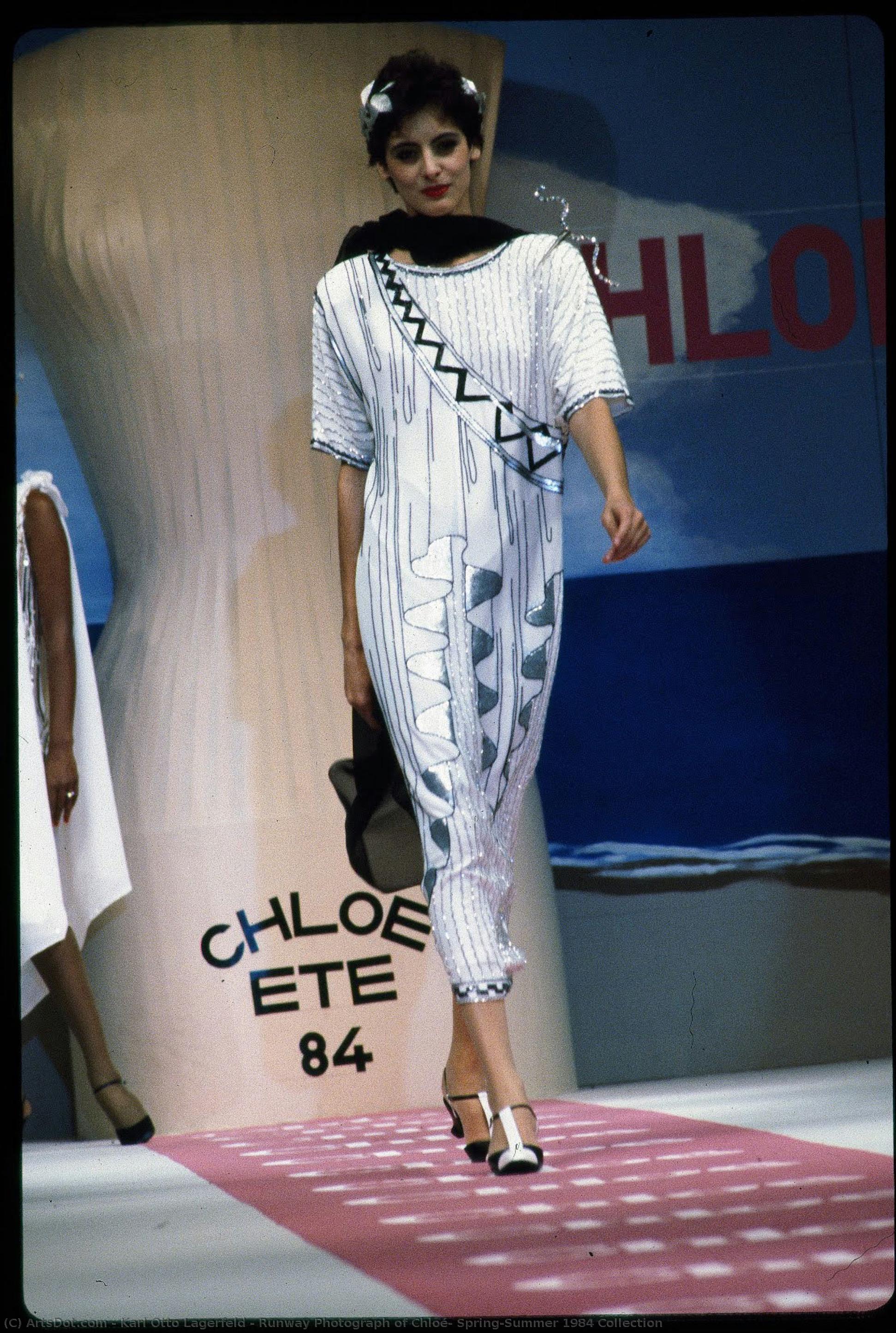 Runway Photograph Of Chloé, Spring/summer 1984 Collection — Karl Otto Lagerfeld