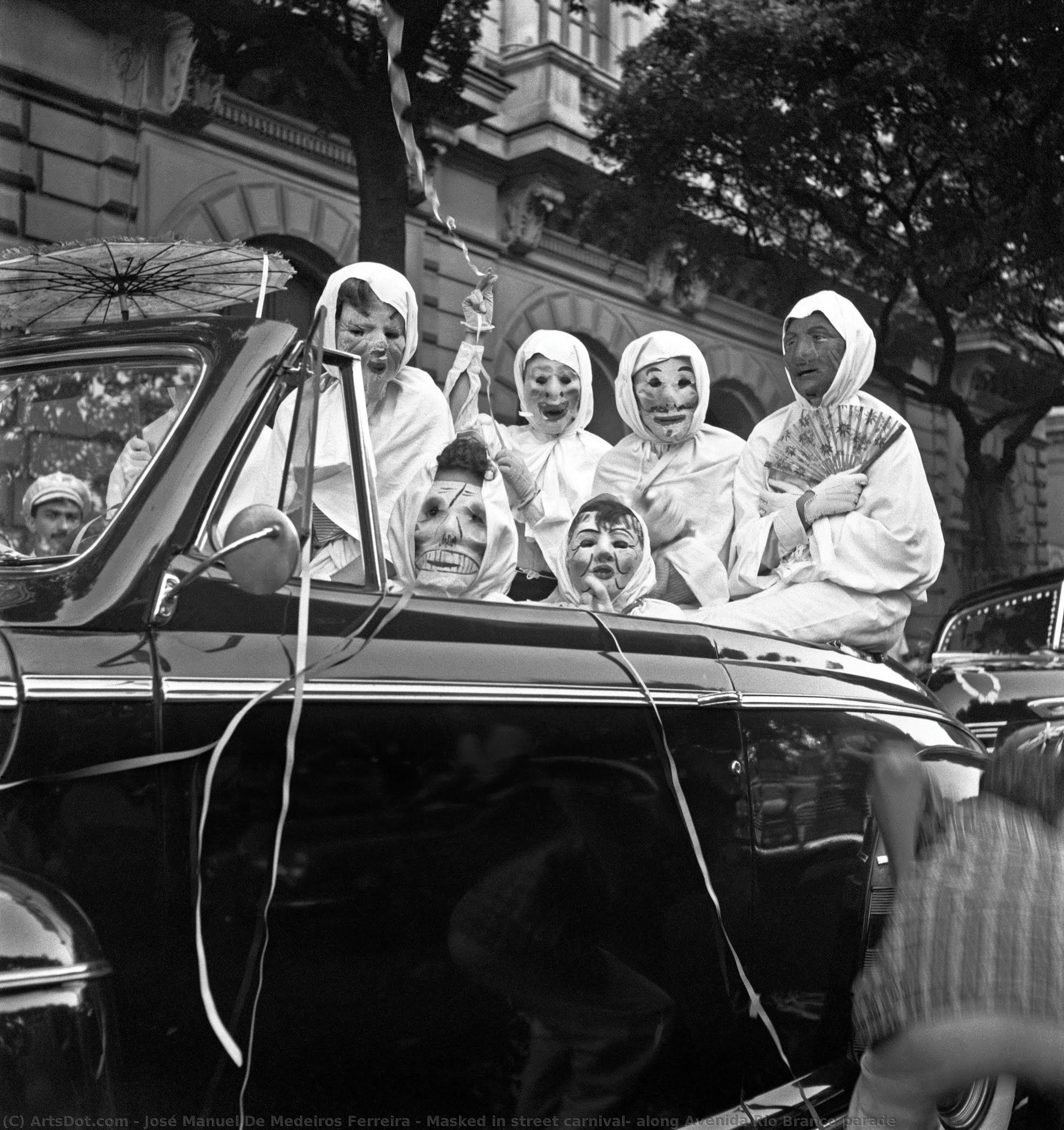 Masked In Street Carnival, Along Avenida Rio Branco Parade — José Manuel De Medeiros Ferreira