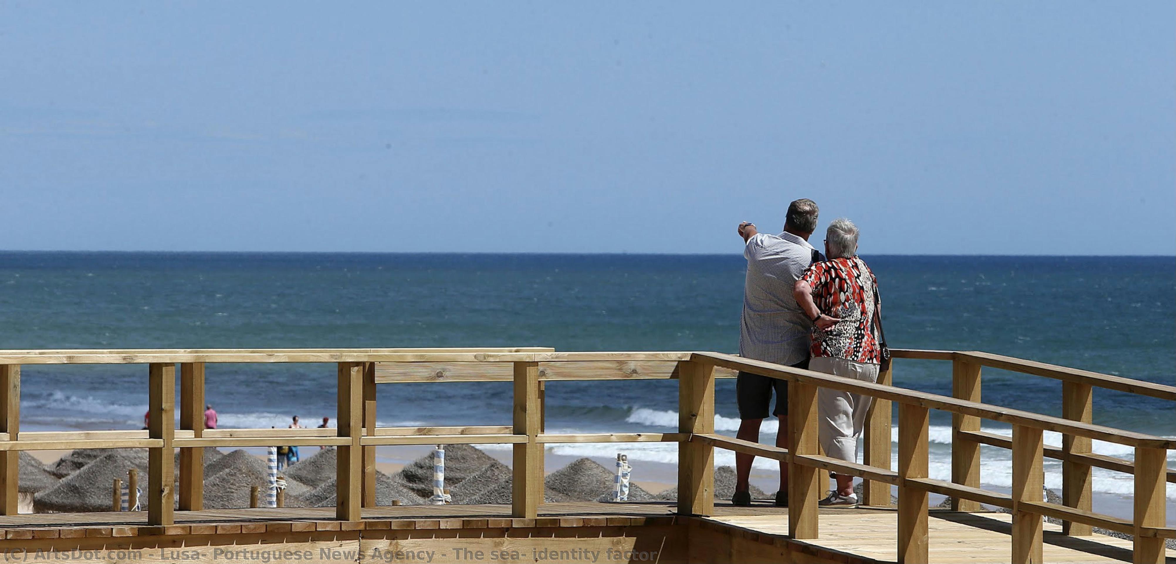 The Sea, Identity Factor — Lusa, Portuguese News Agency